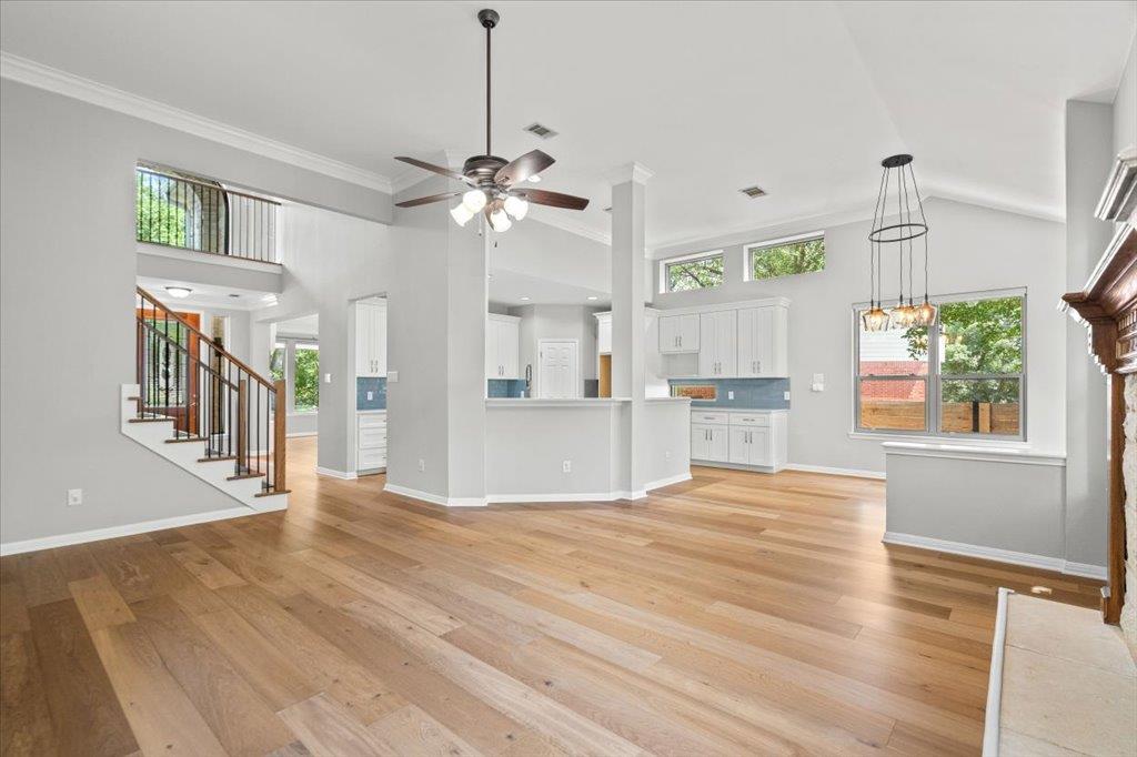 5301 Deerwood Ln Property Photo 8