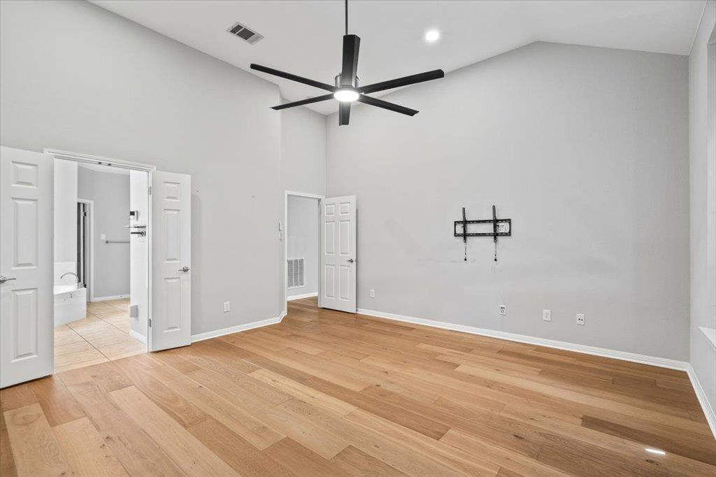 5301 Deerwood Ln Property Photo 15
