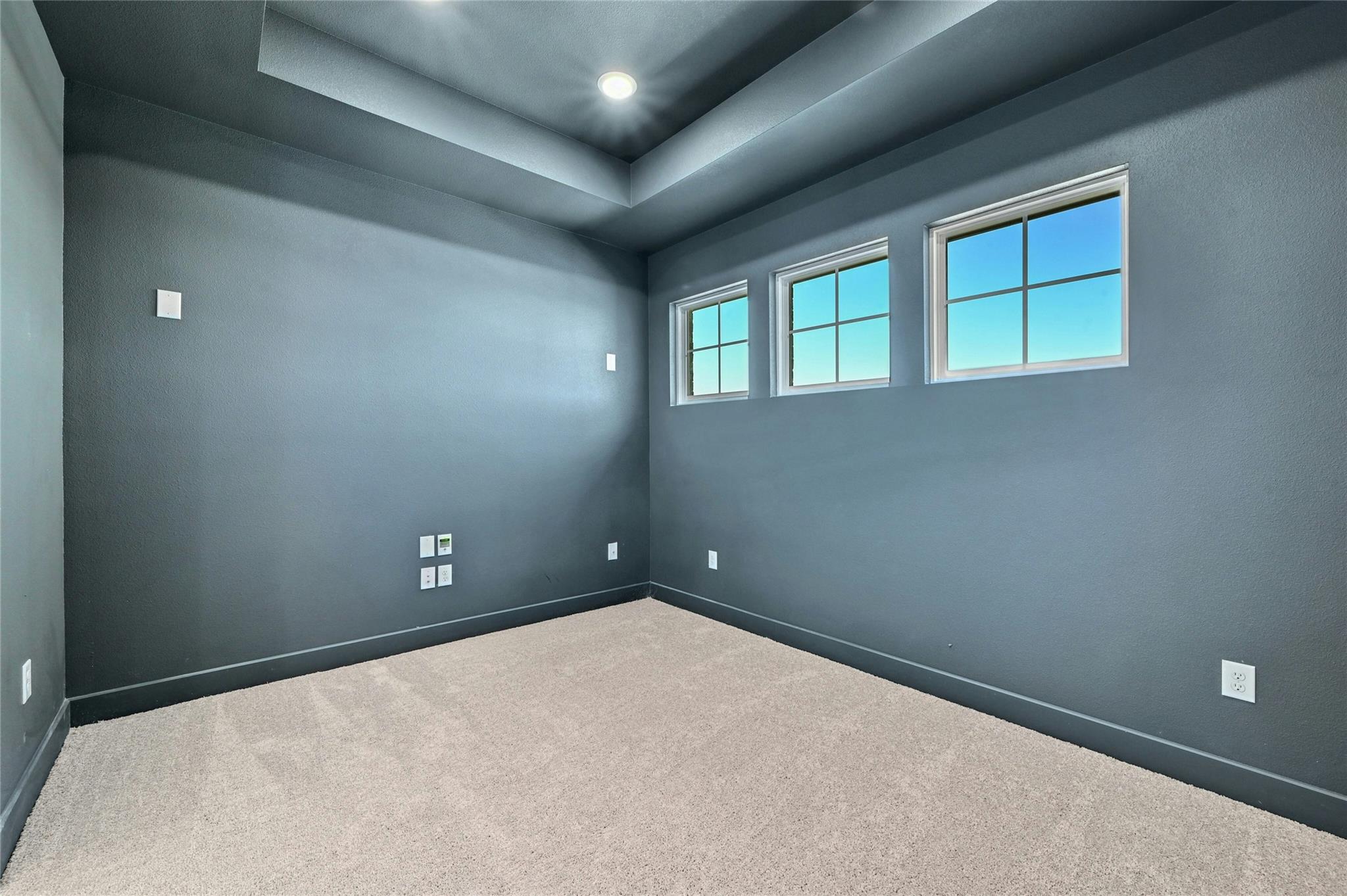 17601 Chamoix Dr Property Photo 23