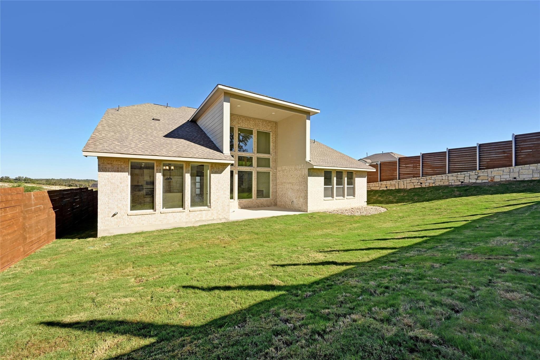 17601 Chamoix Dr Property Photo 24