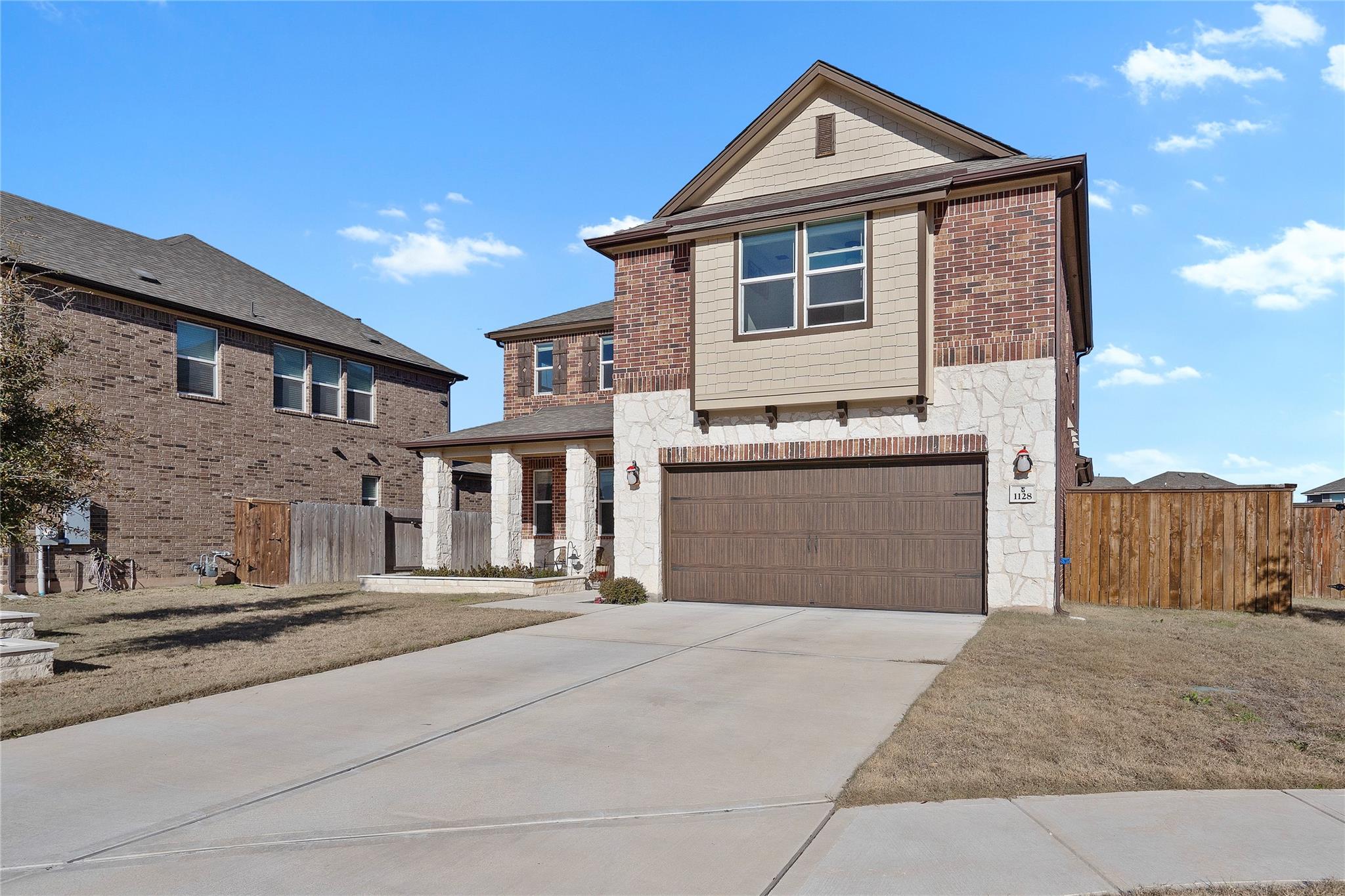 1128 Hemlen Cv Property Photo