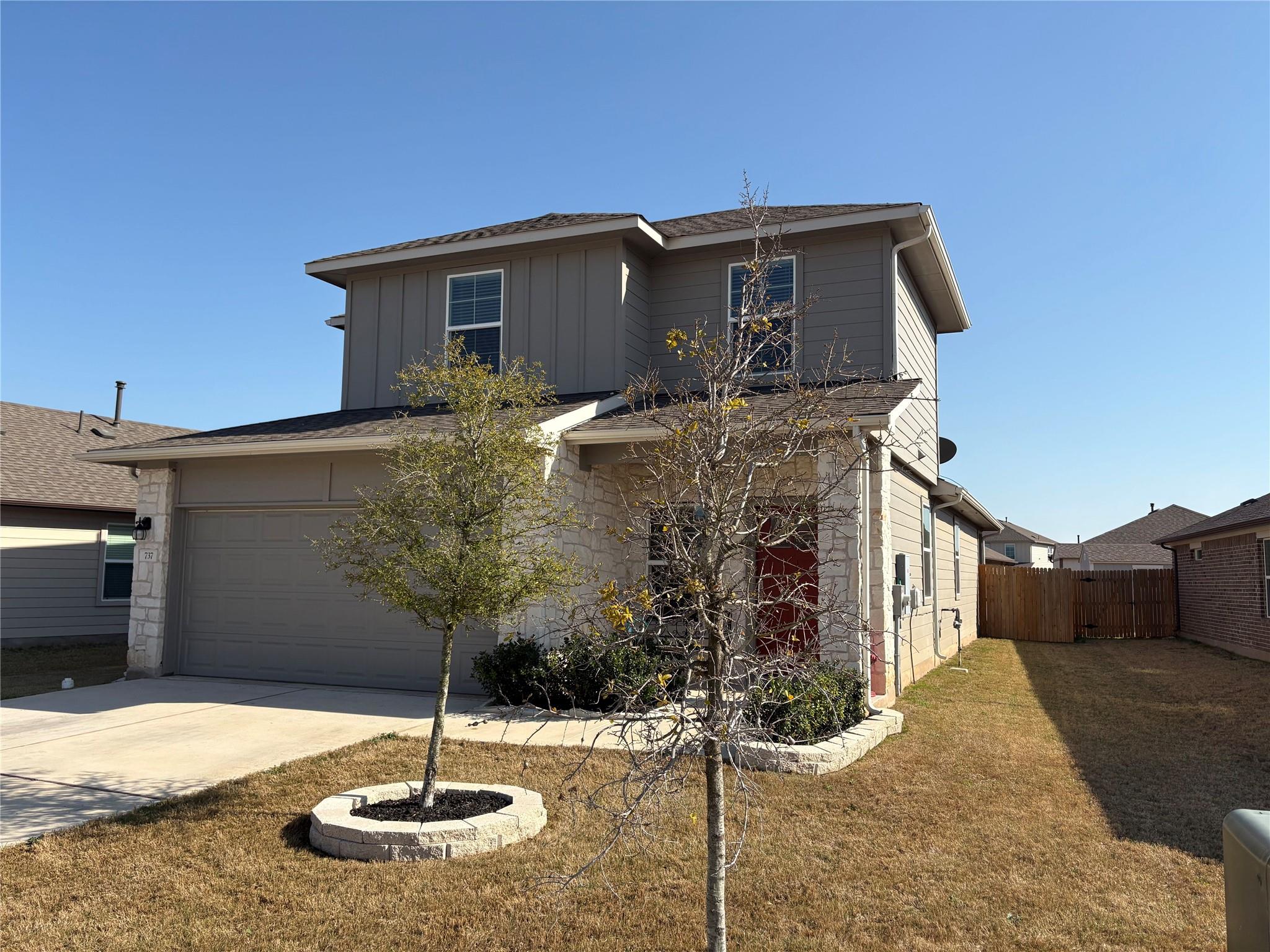 737 Shallowford Pl Property Photo