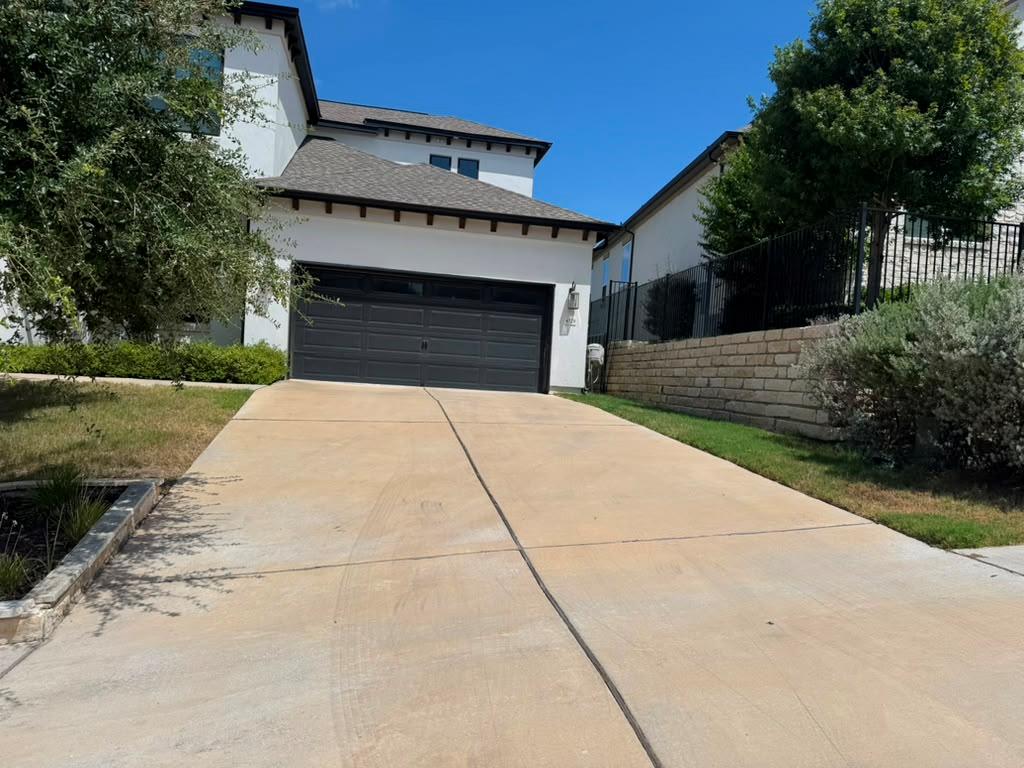 4529 Port Bari Dr Property Photo 3