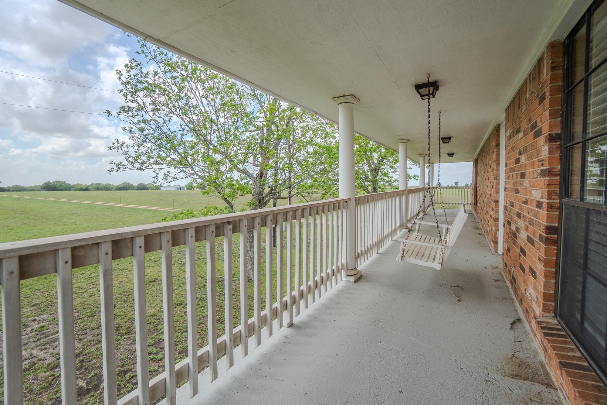 2745 Holub Rd Property Photo 25