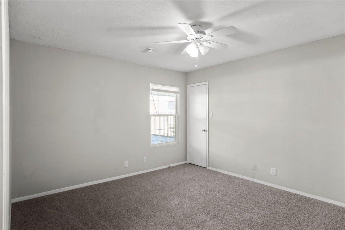 910 Duncan Ln #57 Property Photo 15