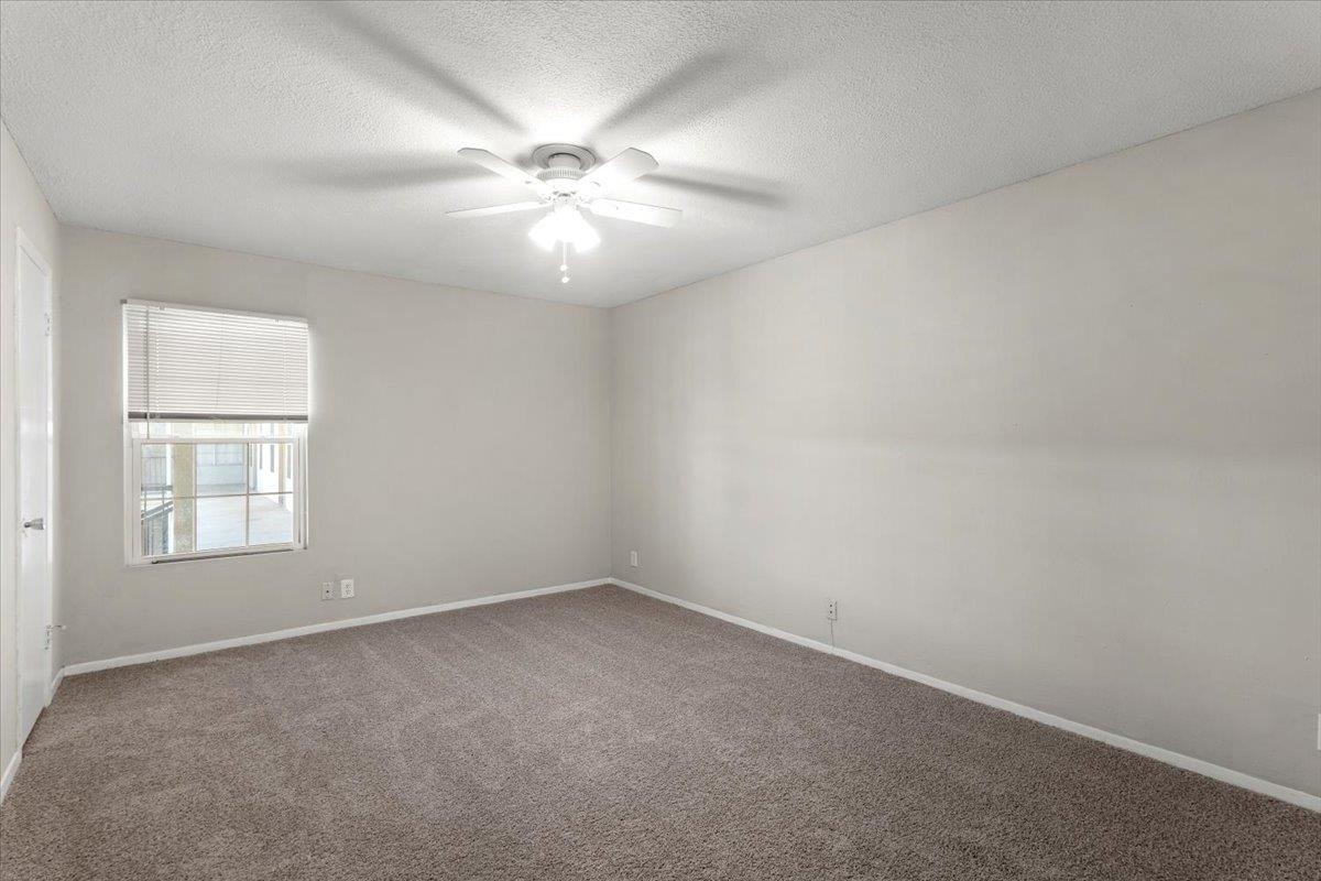 910 Duncan Ln #57 Property Photo 21