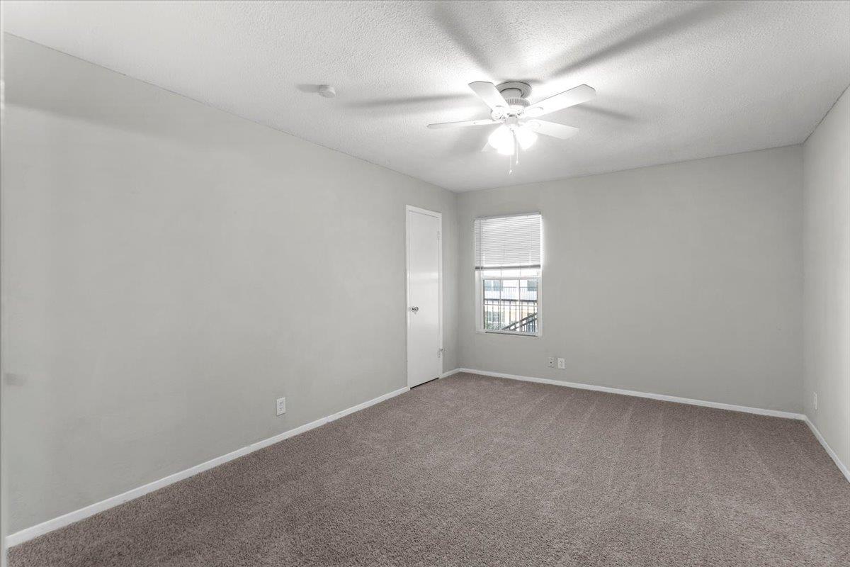 910 Duncan Ln #57 Property Photo 22
