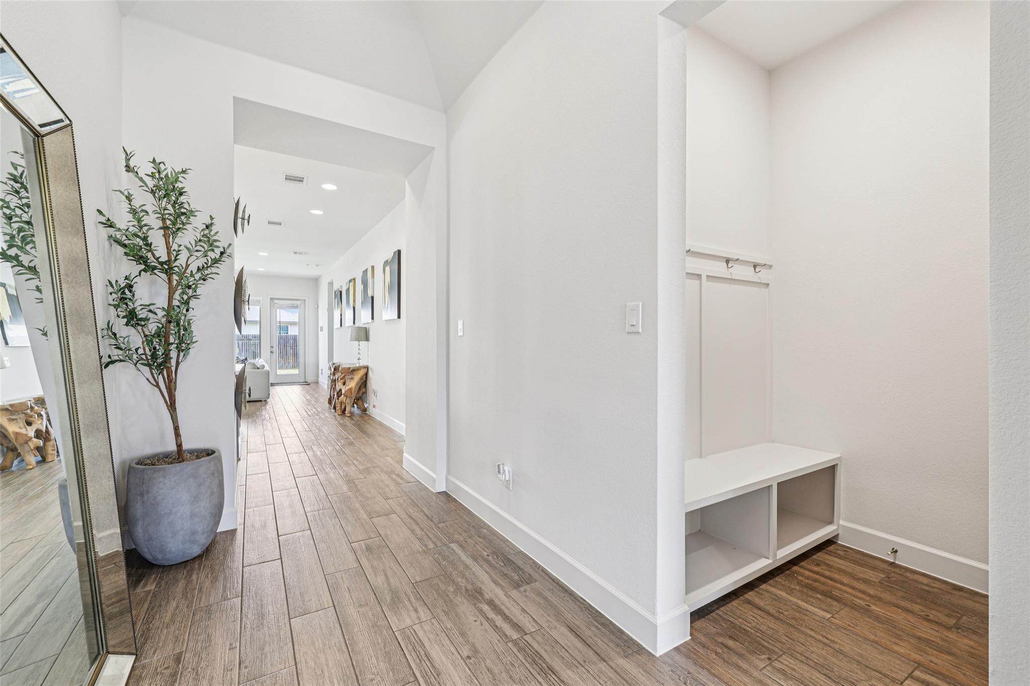 14521 Kira Ln Property Photo 6