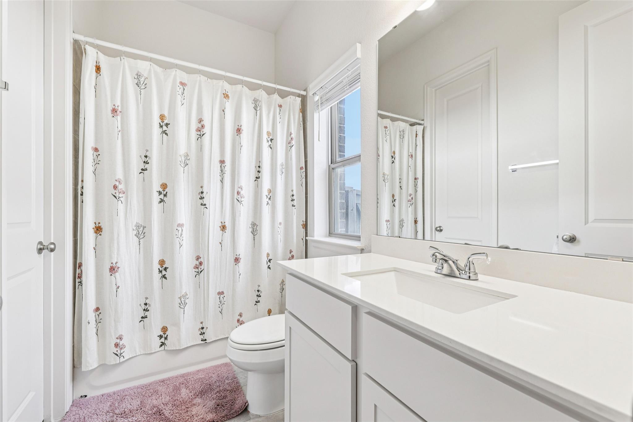 14521 Kira Ln Property Photo 26