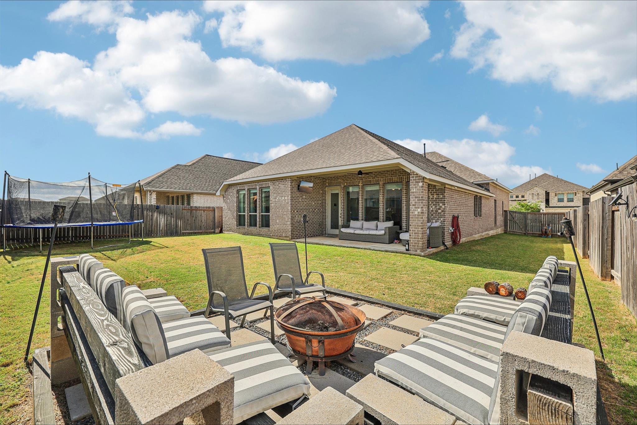 14521 Kira Ln Property Photo 34