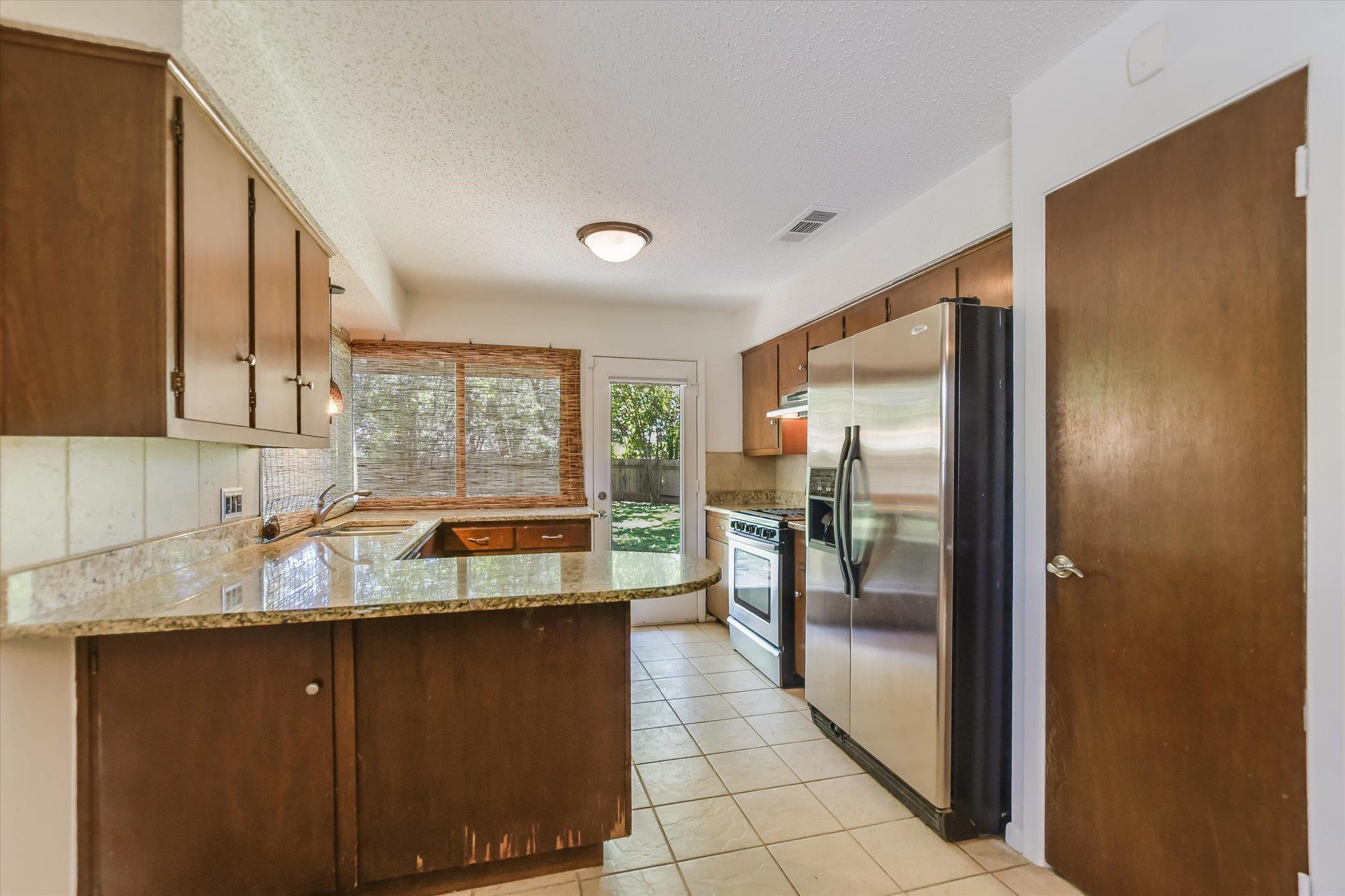 514 Chihuahua Trl Property Photo 5