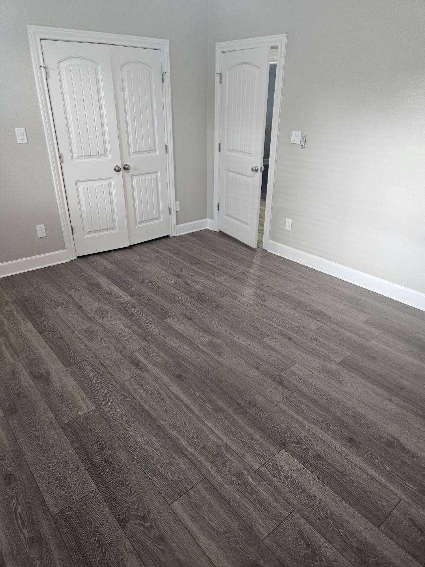 126 Scarlet Harts Ln Property Photo 8