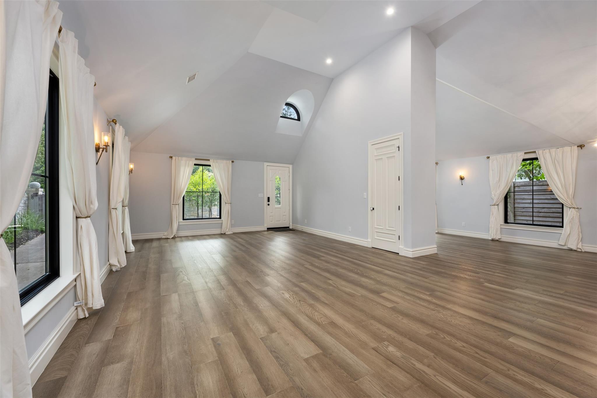 1012 Woodland Ave Property Photo 13