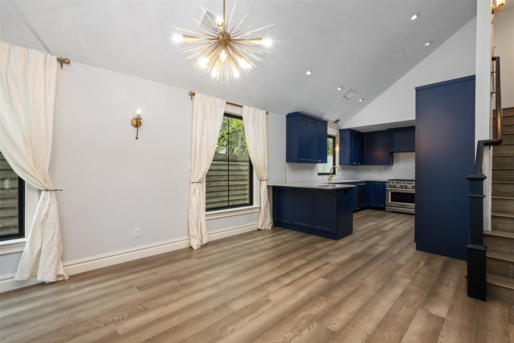 1012 Woodland Ave Property Photo 17