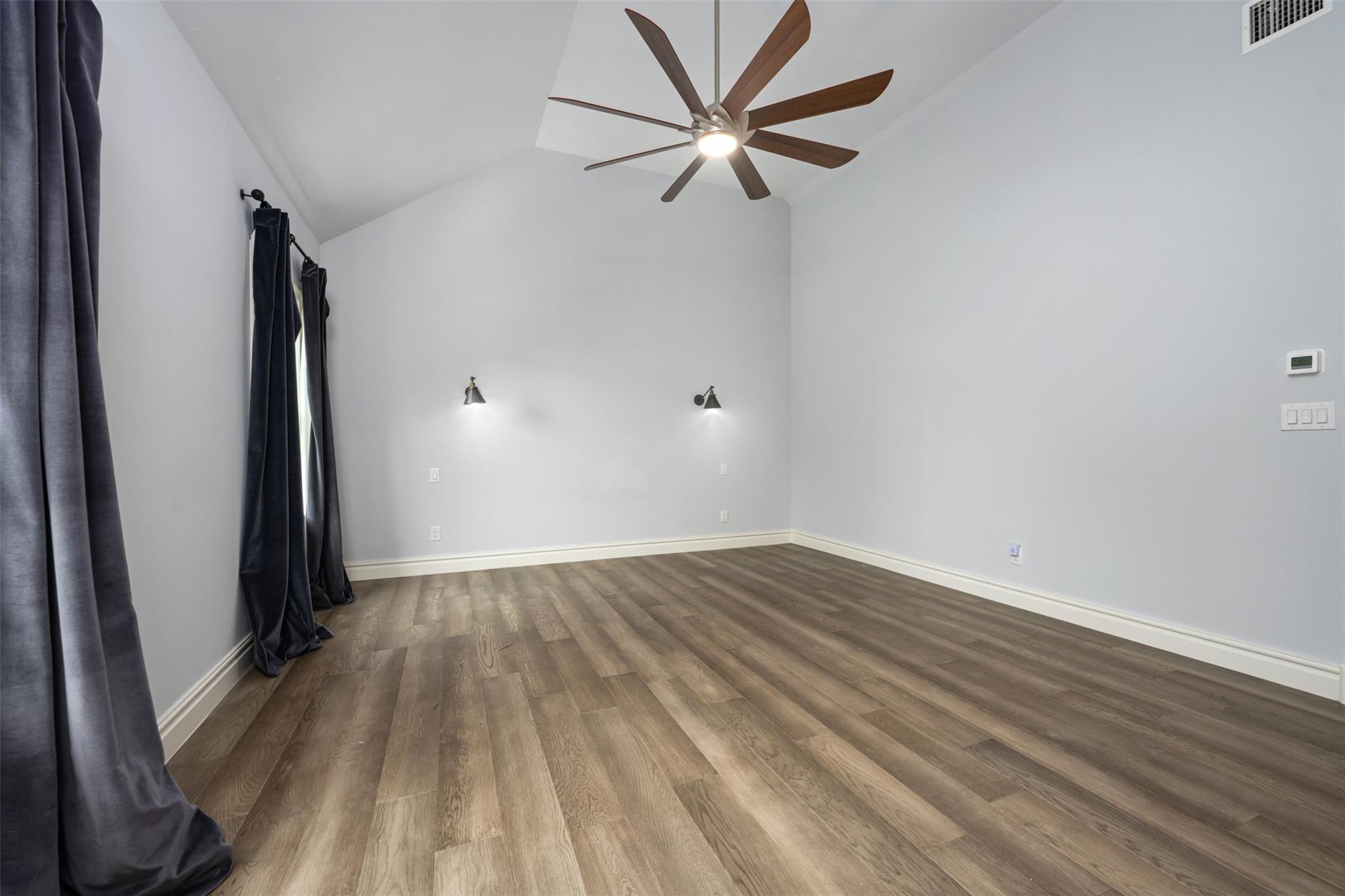 1012 Woodland Ave Property Photo 24
