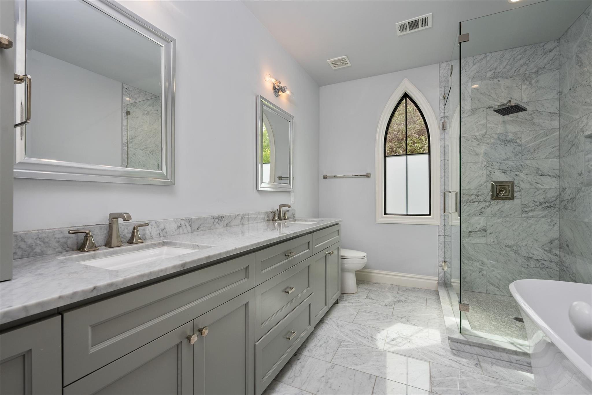 1012 Woodland Ave Property Photo 25