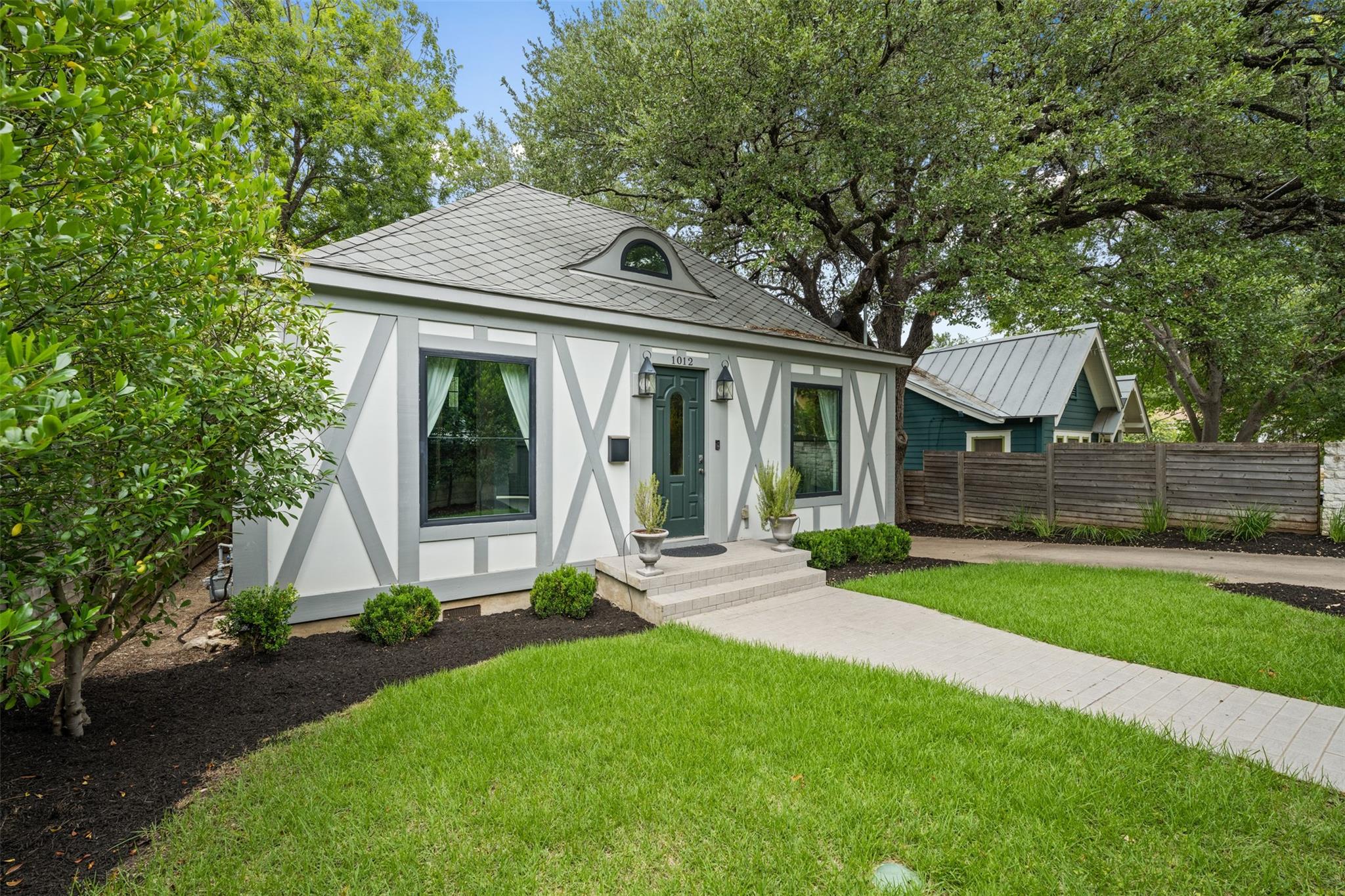1012 Woodland Ave Property Photo 40