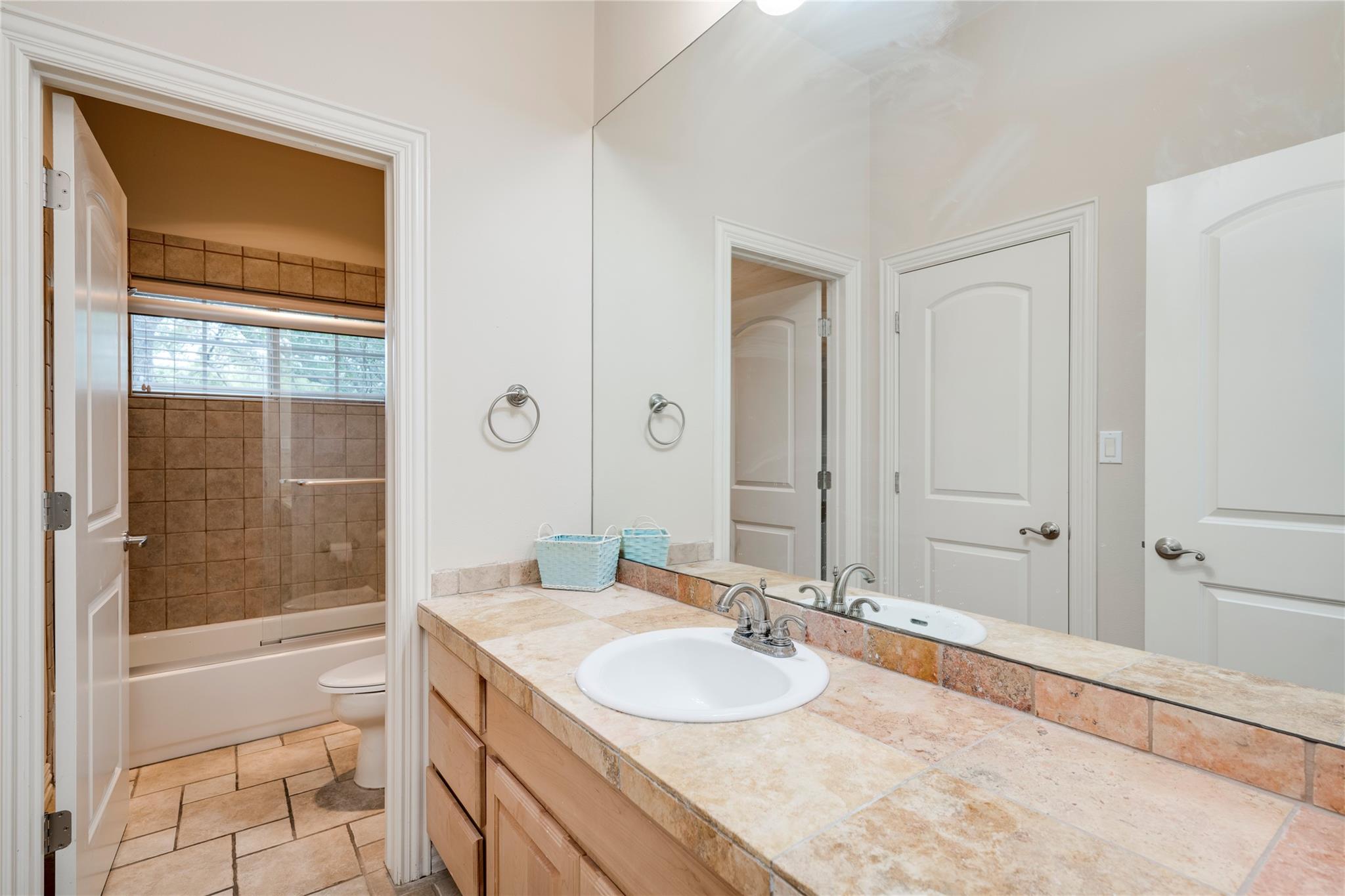 5600 Spurflower Dr Property Photo 35
