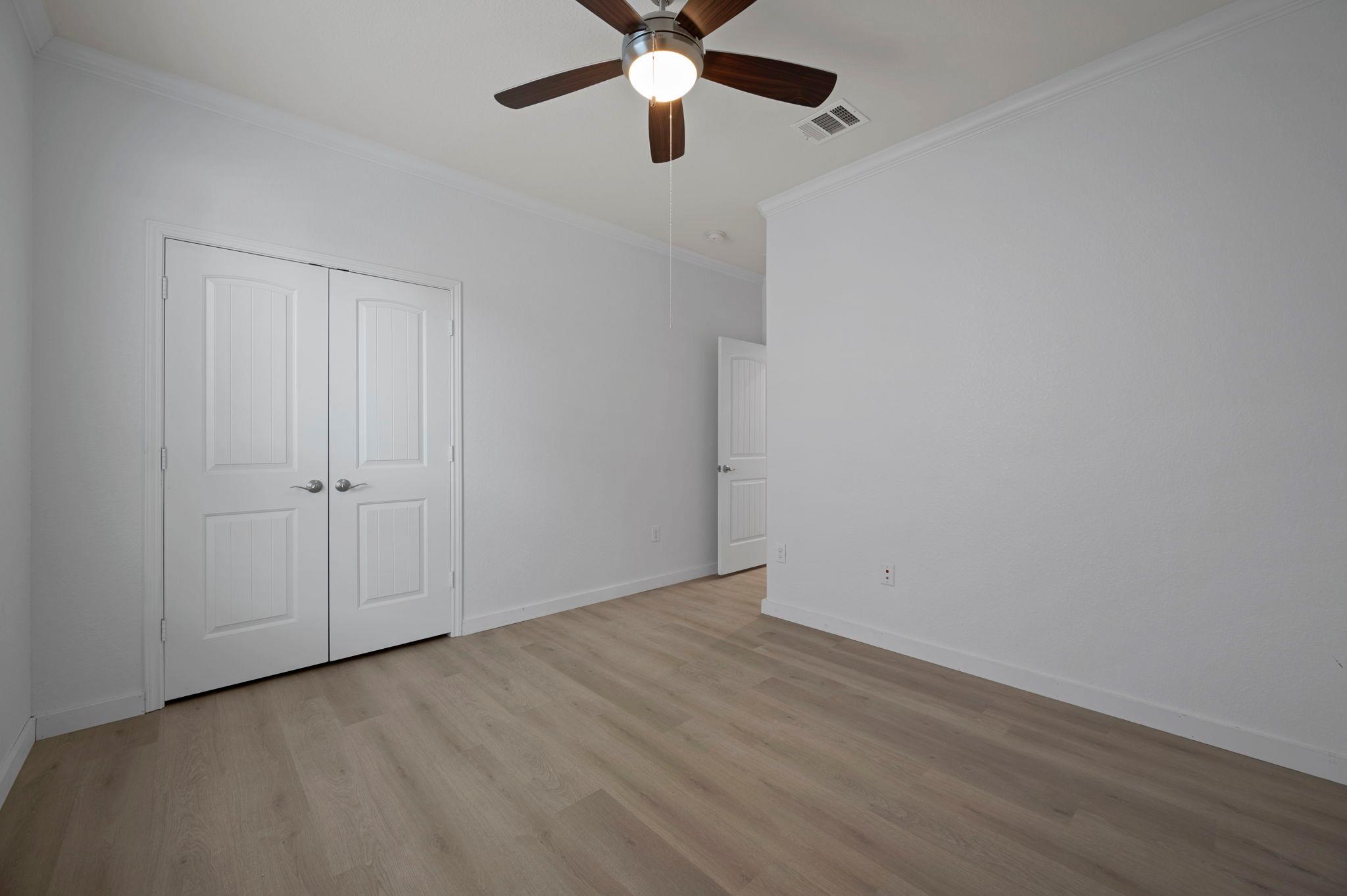 709 Screech Owl Dr Property Photo 20