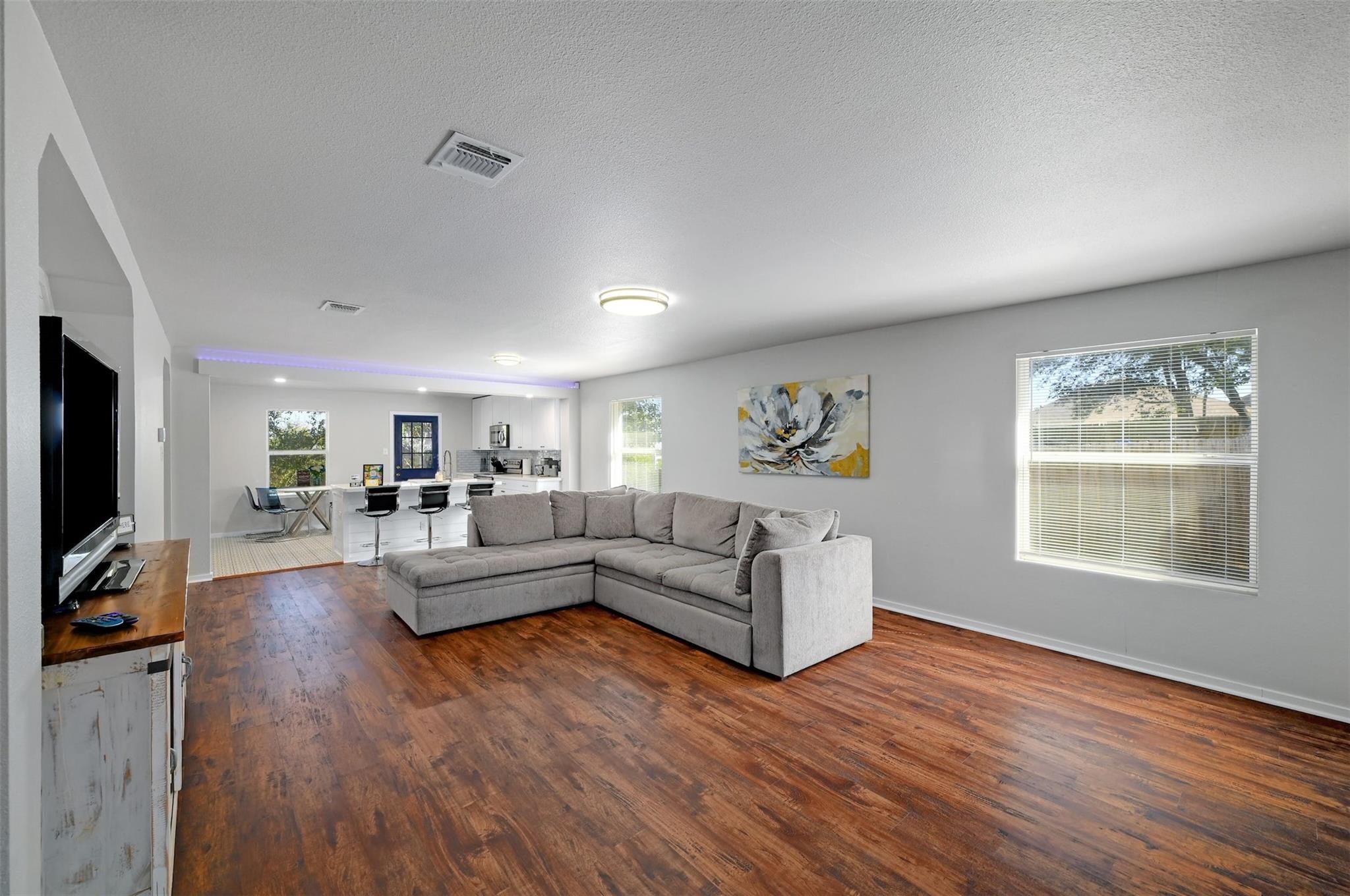 610 Duke Bnd Property Photo 4