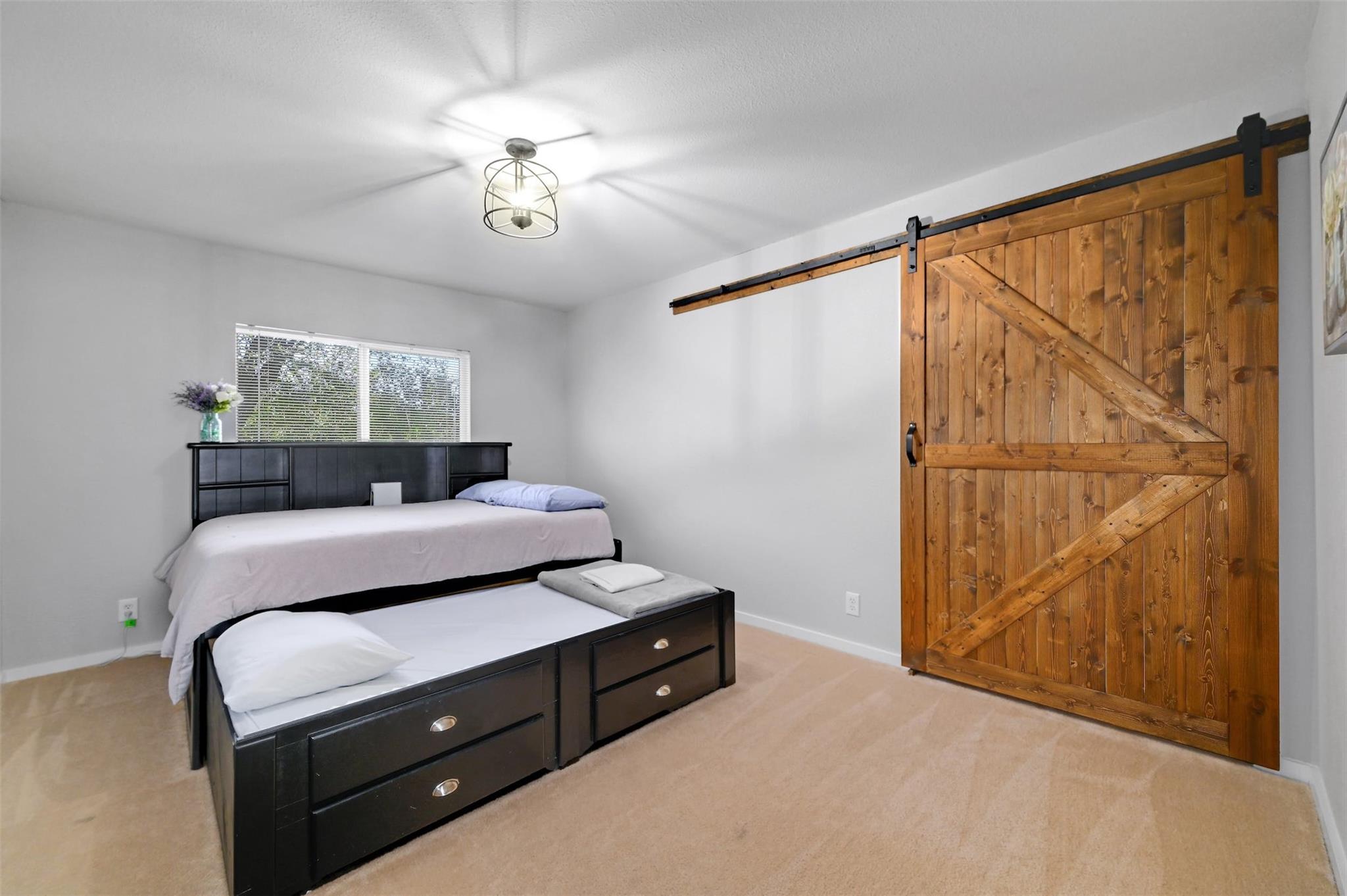 610 Duke Bnd Property Photo 18