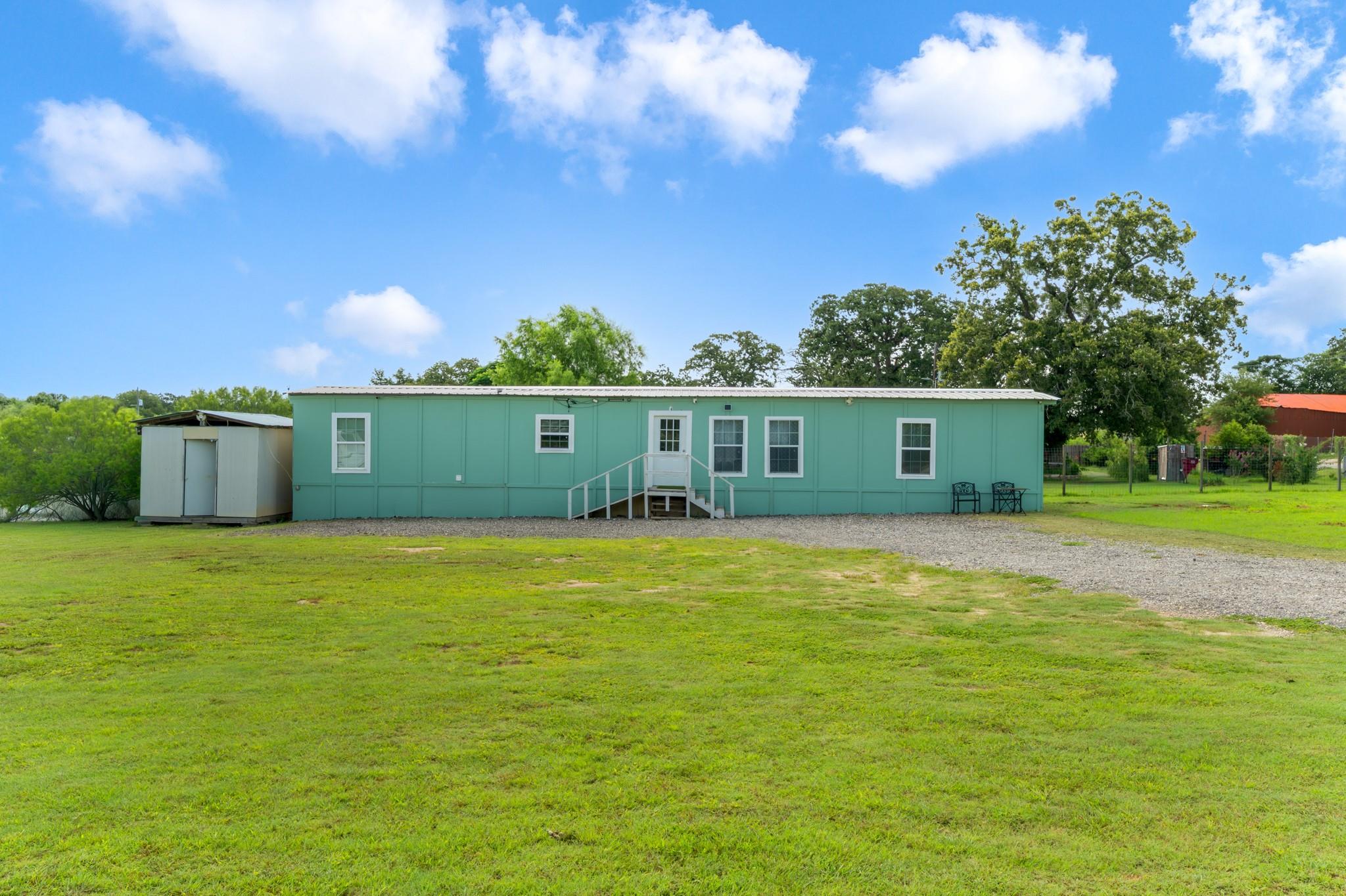 235 Thompson Rd Property Photo 1