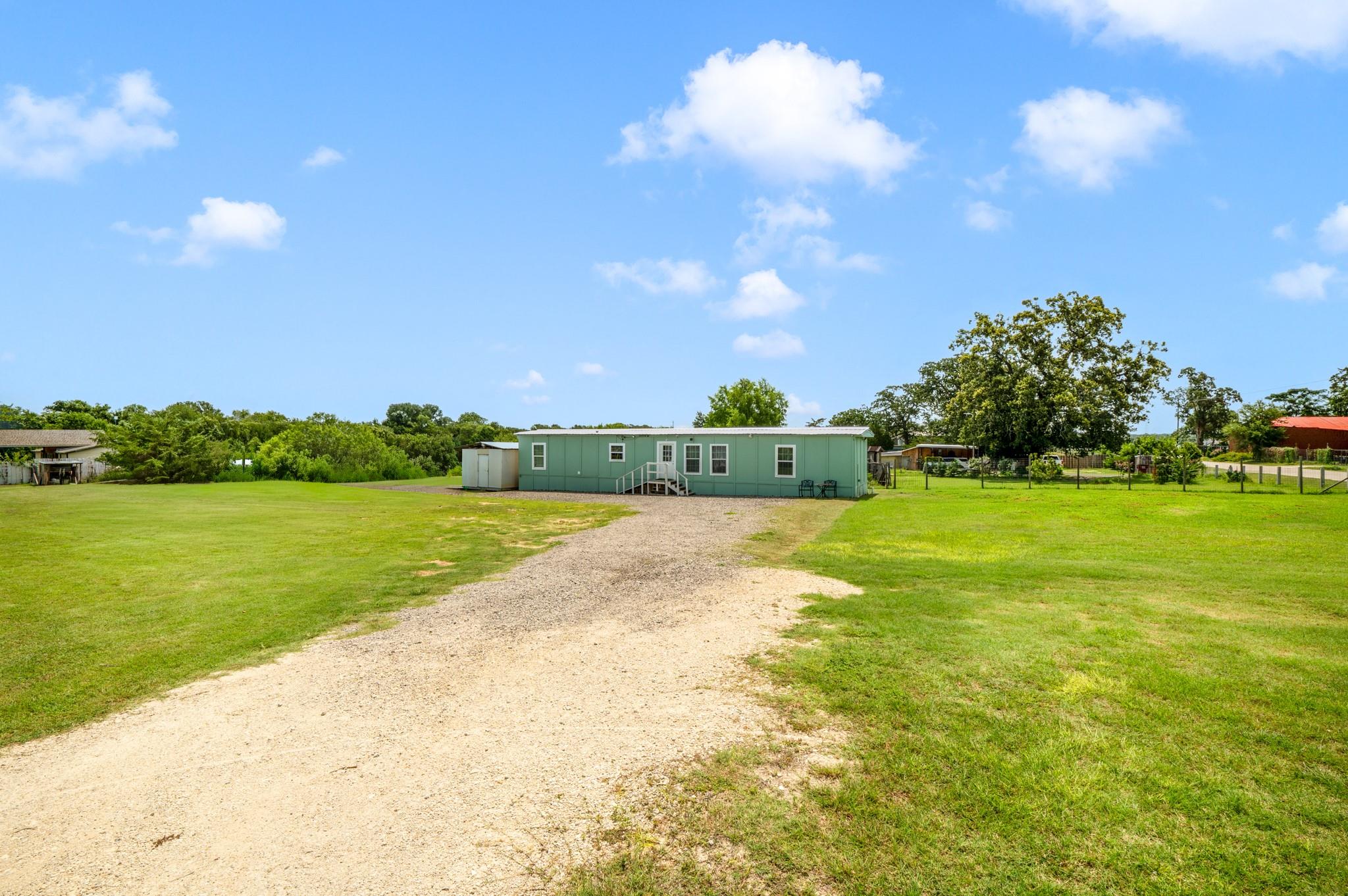 235 Thompson Rd Property Photo 35