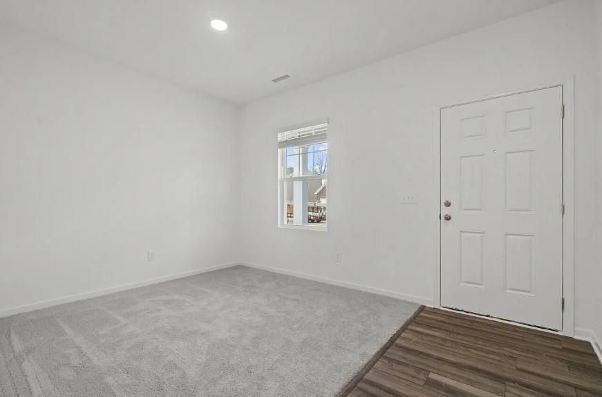 105 Blazilmar Ln Property Photo 15