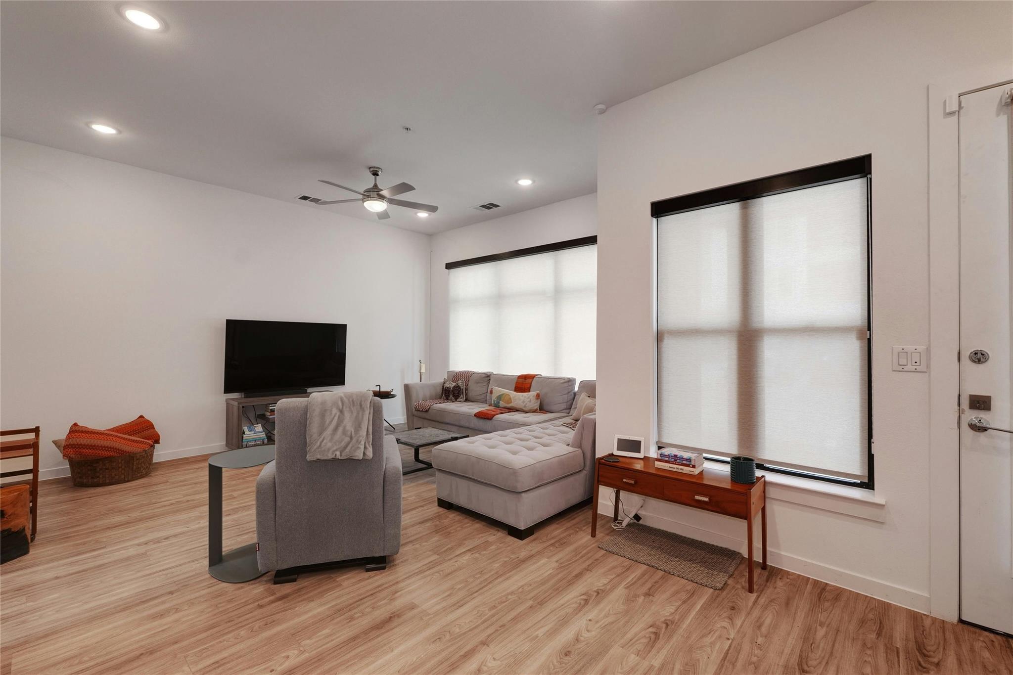 4901 Springdale Rd #102 Property Photo 3