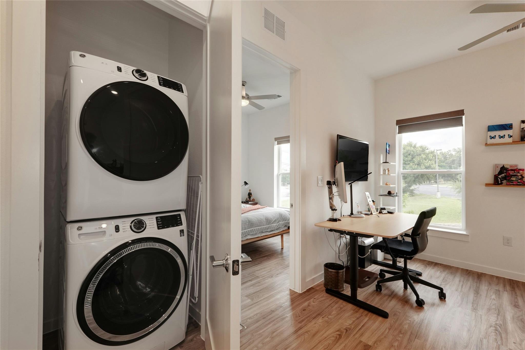 4901 Springdale Rd #102 Property Photo 23