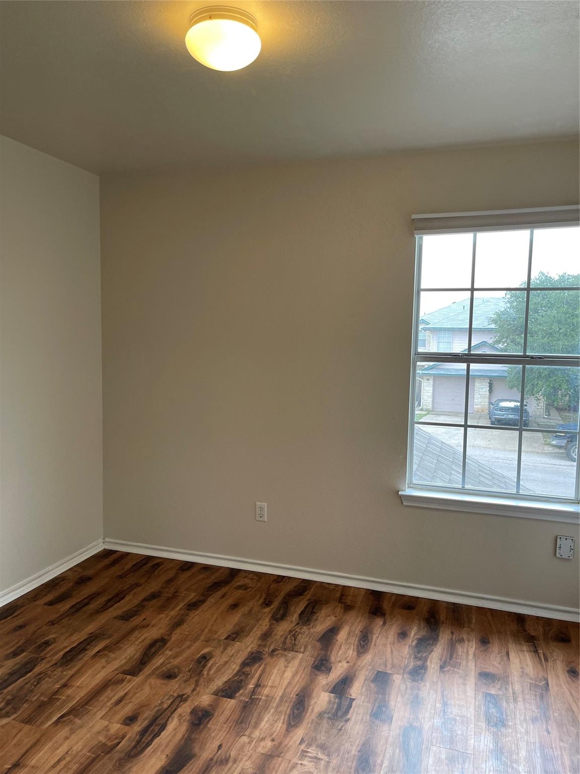 1013 Christopher St #a Property Photo 13