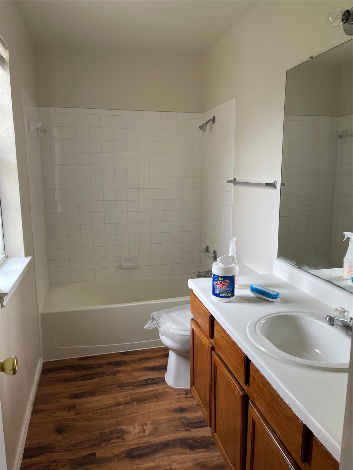 1013 Christopher St #a Property Photo 14