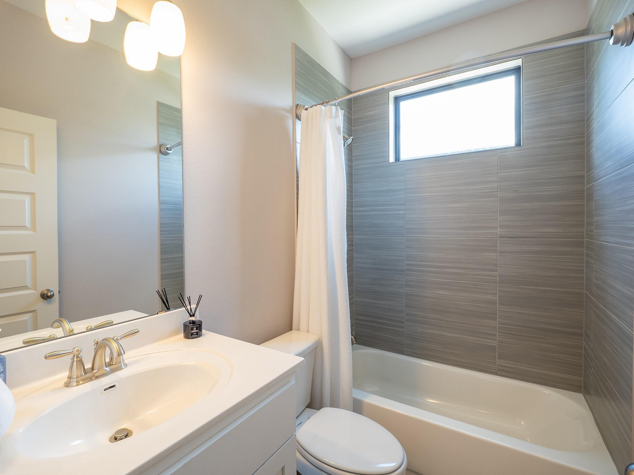 6409 Berkman Dr #4 Property Photo 29
