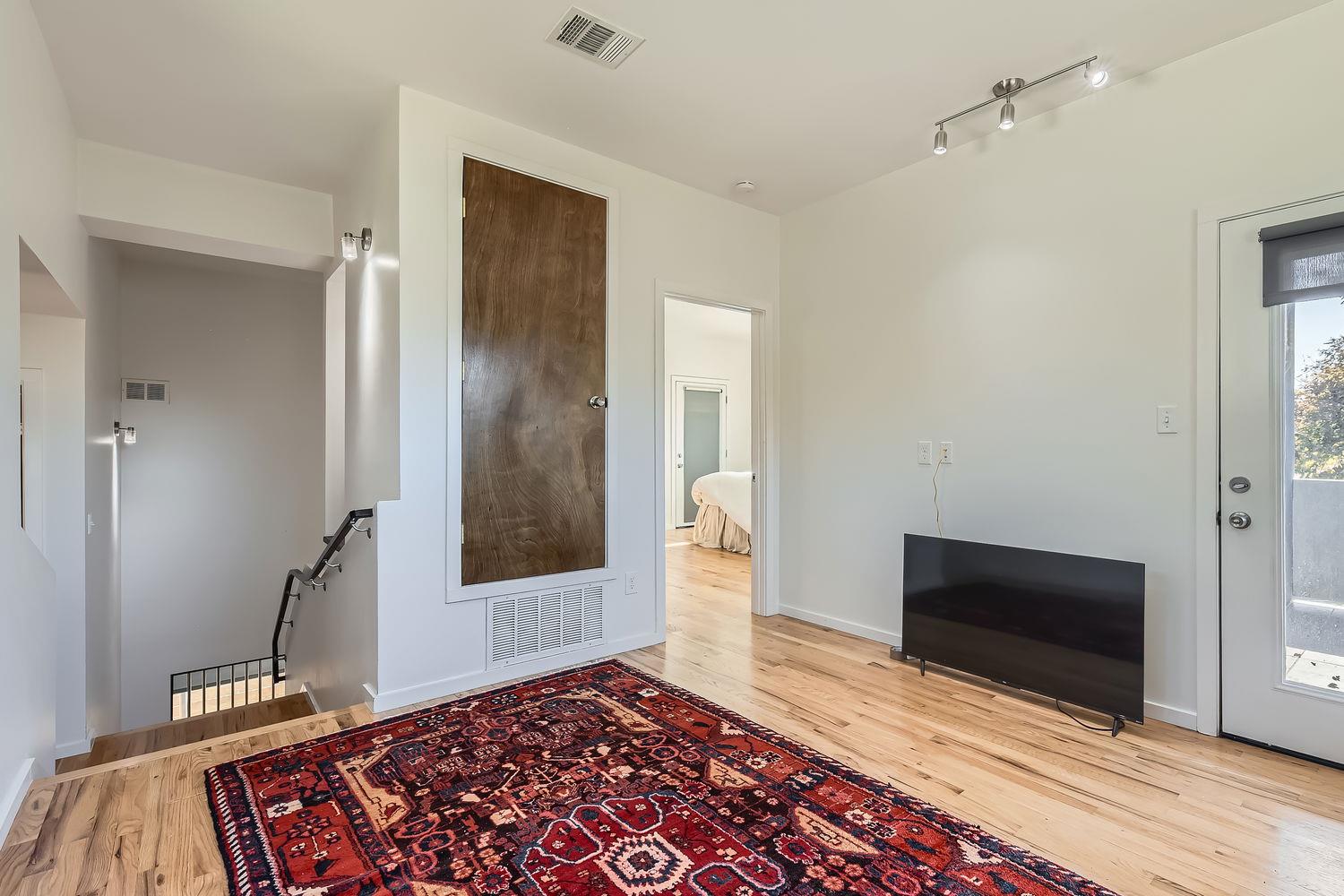 1600 Holly St Property Photo 18