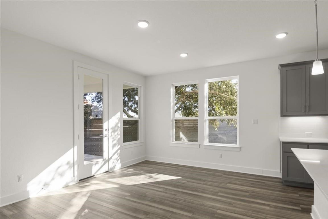 3822 Wild Olive Way Property Photo 11