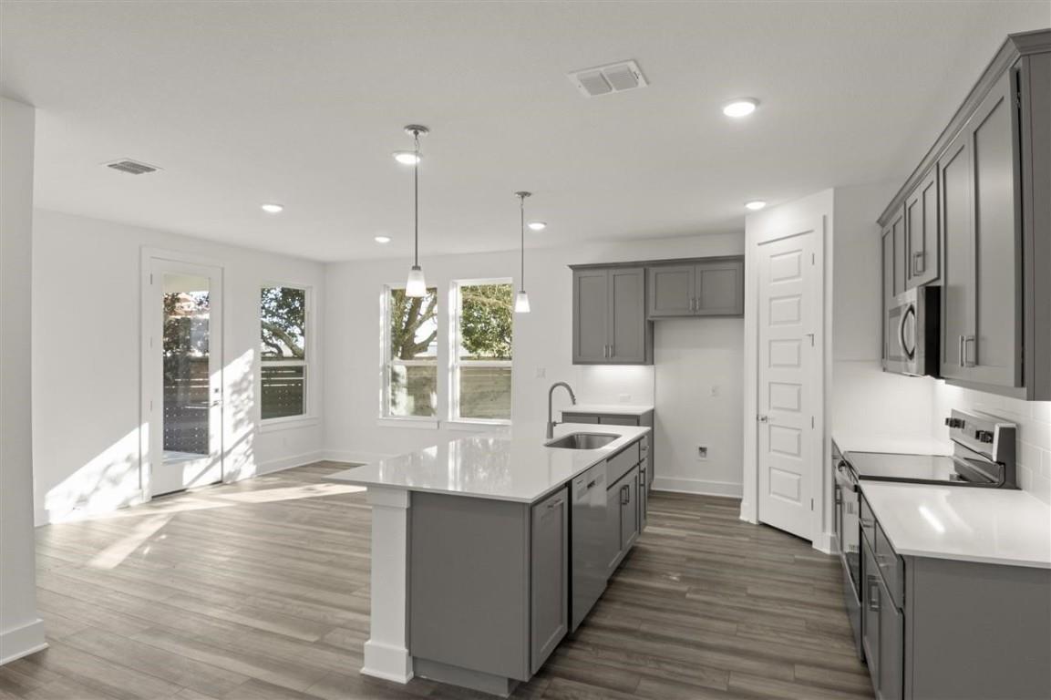 3822 Wild Olive Way Property Photo 14