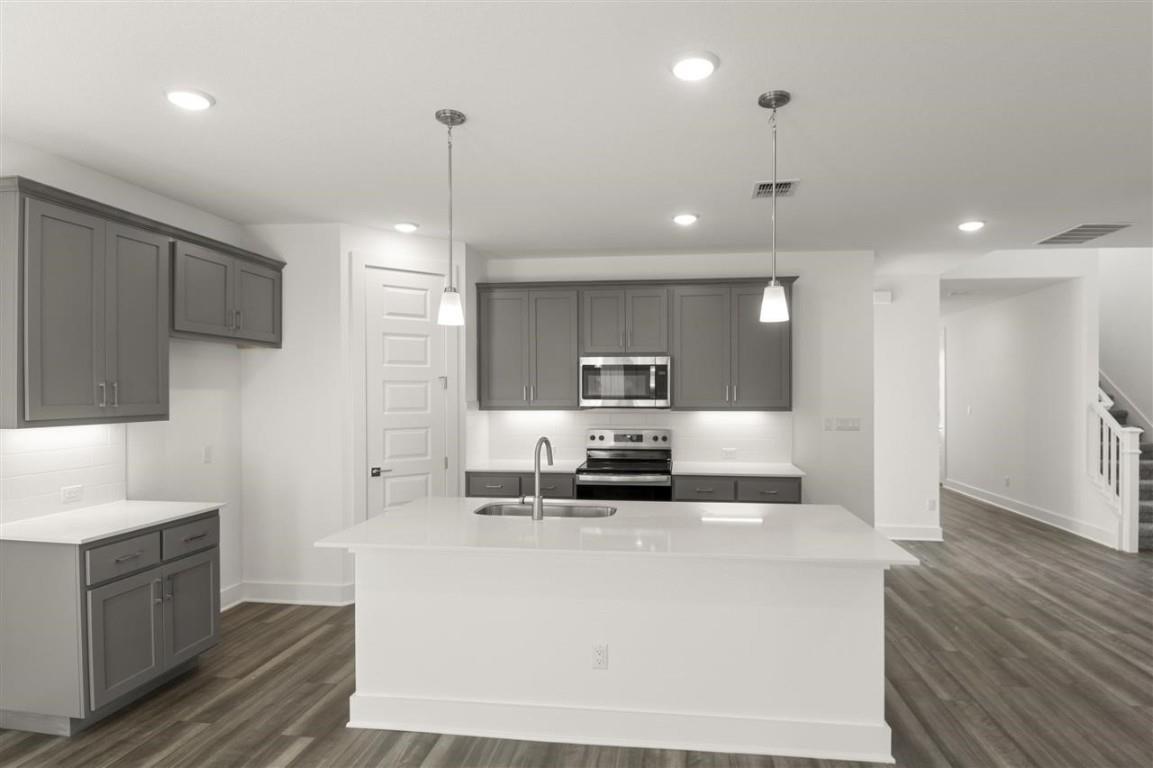 3822 Wild Olive Way Property Photo 16