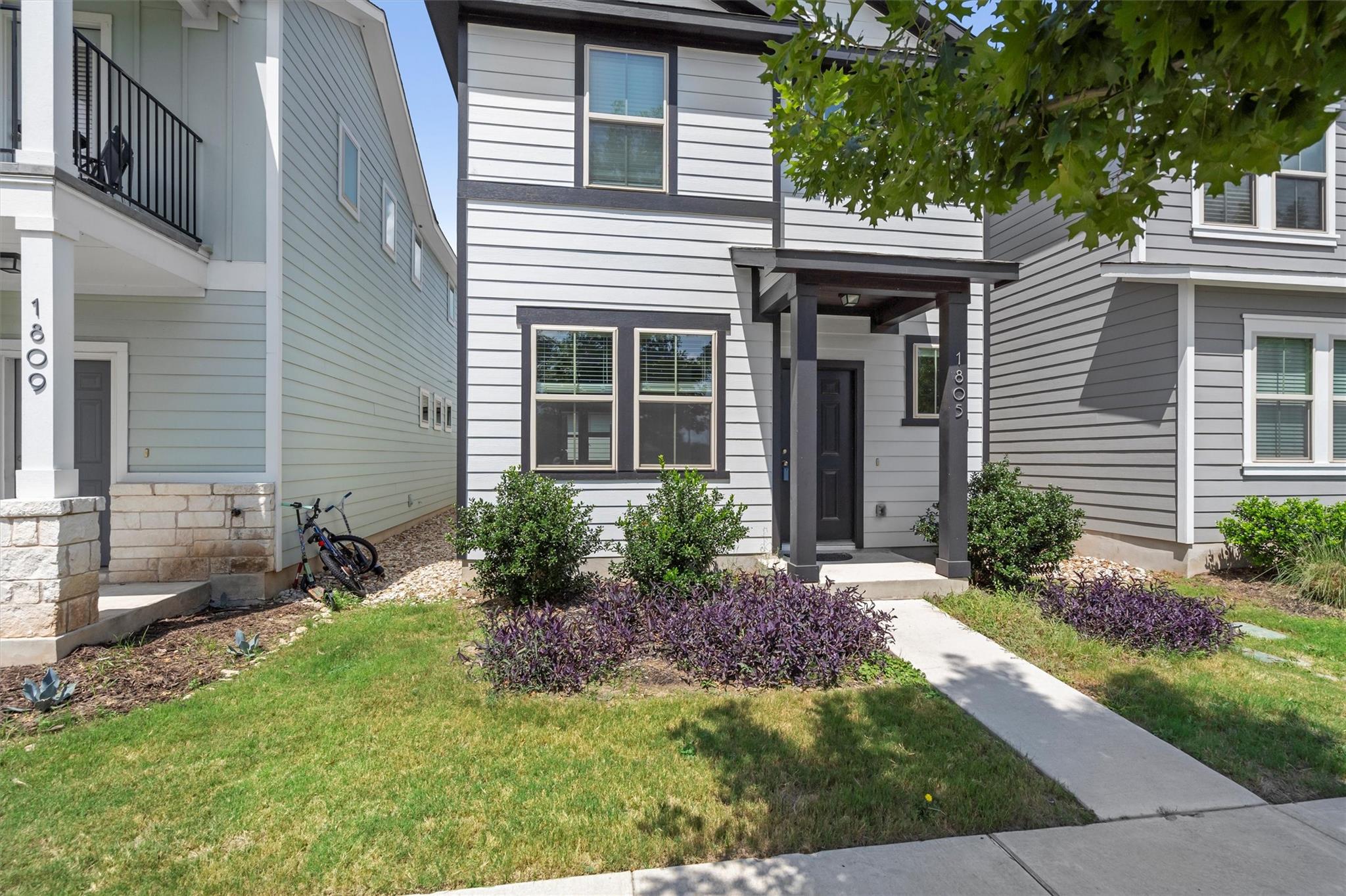 1805 Artesian Springs Xing Property Photo 3