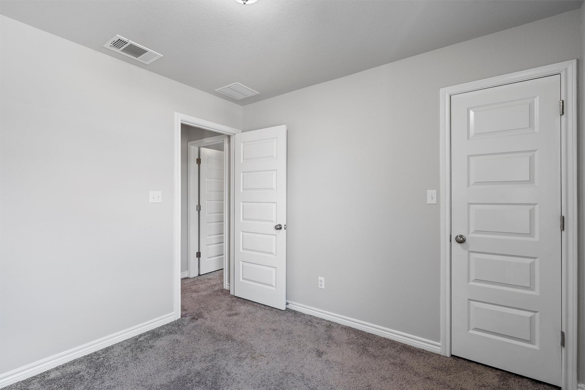 1805 Artesian Springs Xing Property Photo 23