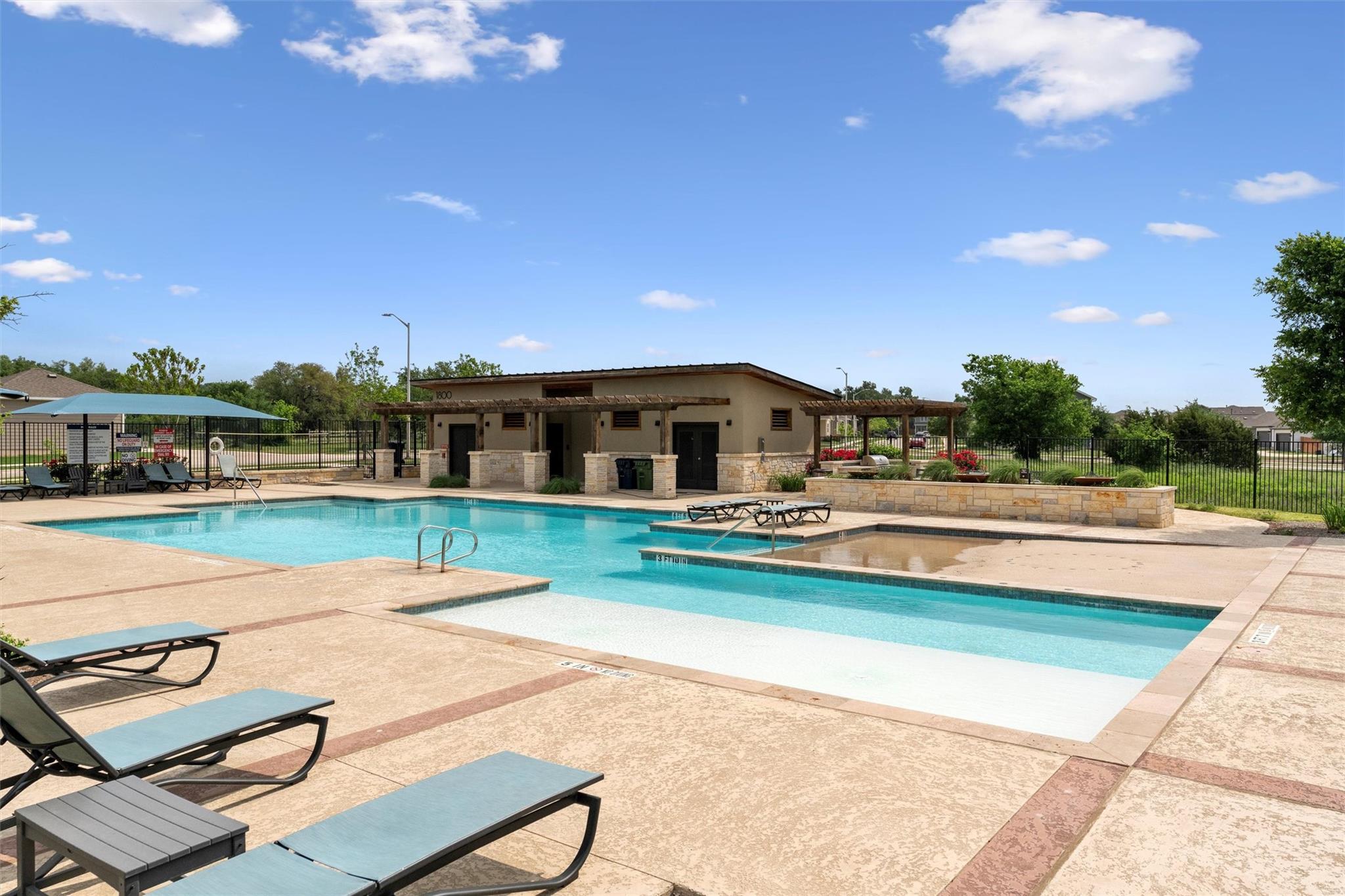 1805 Artesian Springs Xing Property Photo 36