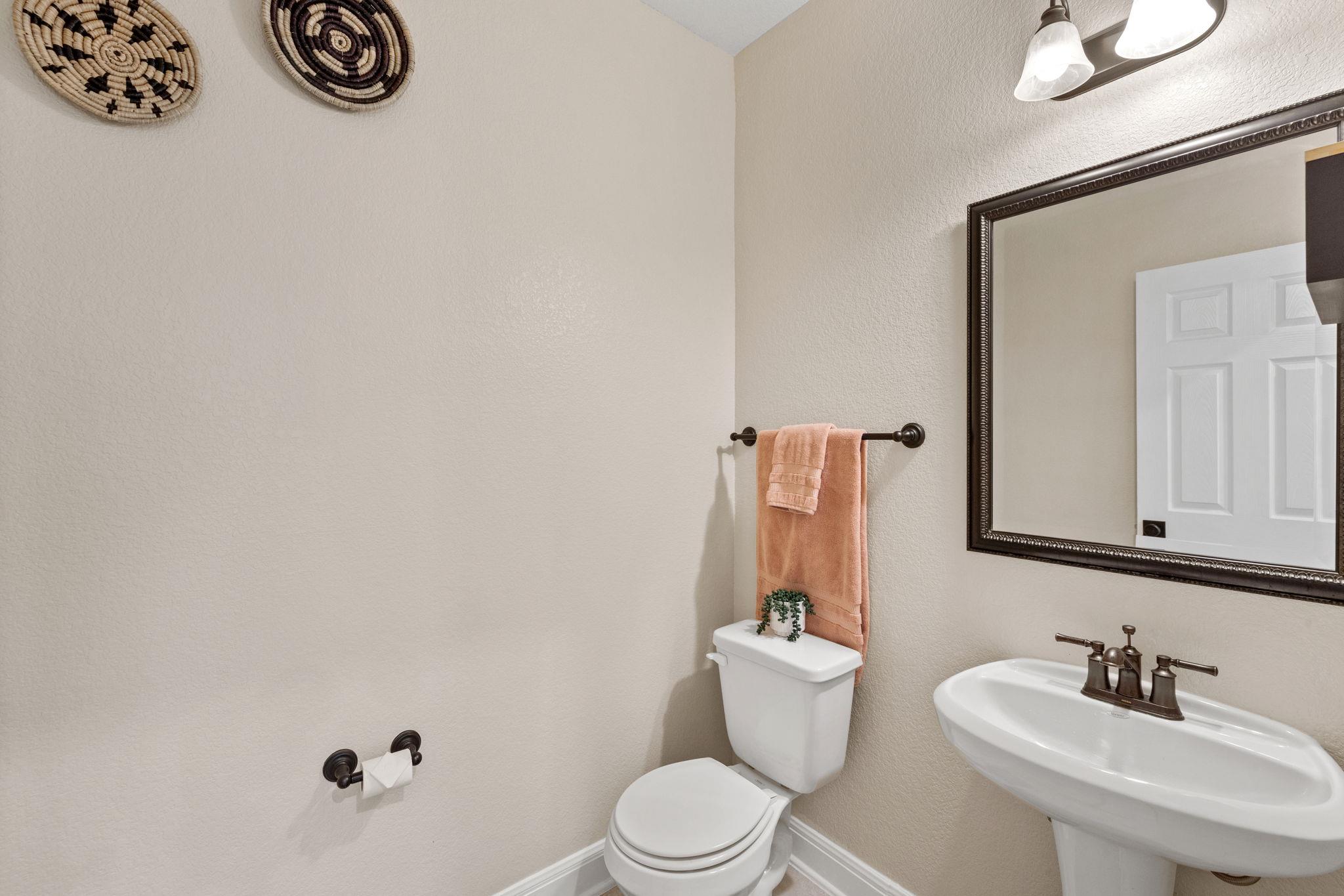 2950 E Old Settlers Blvd #11 Property Photo 5