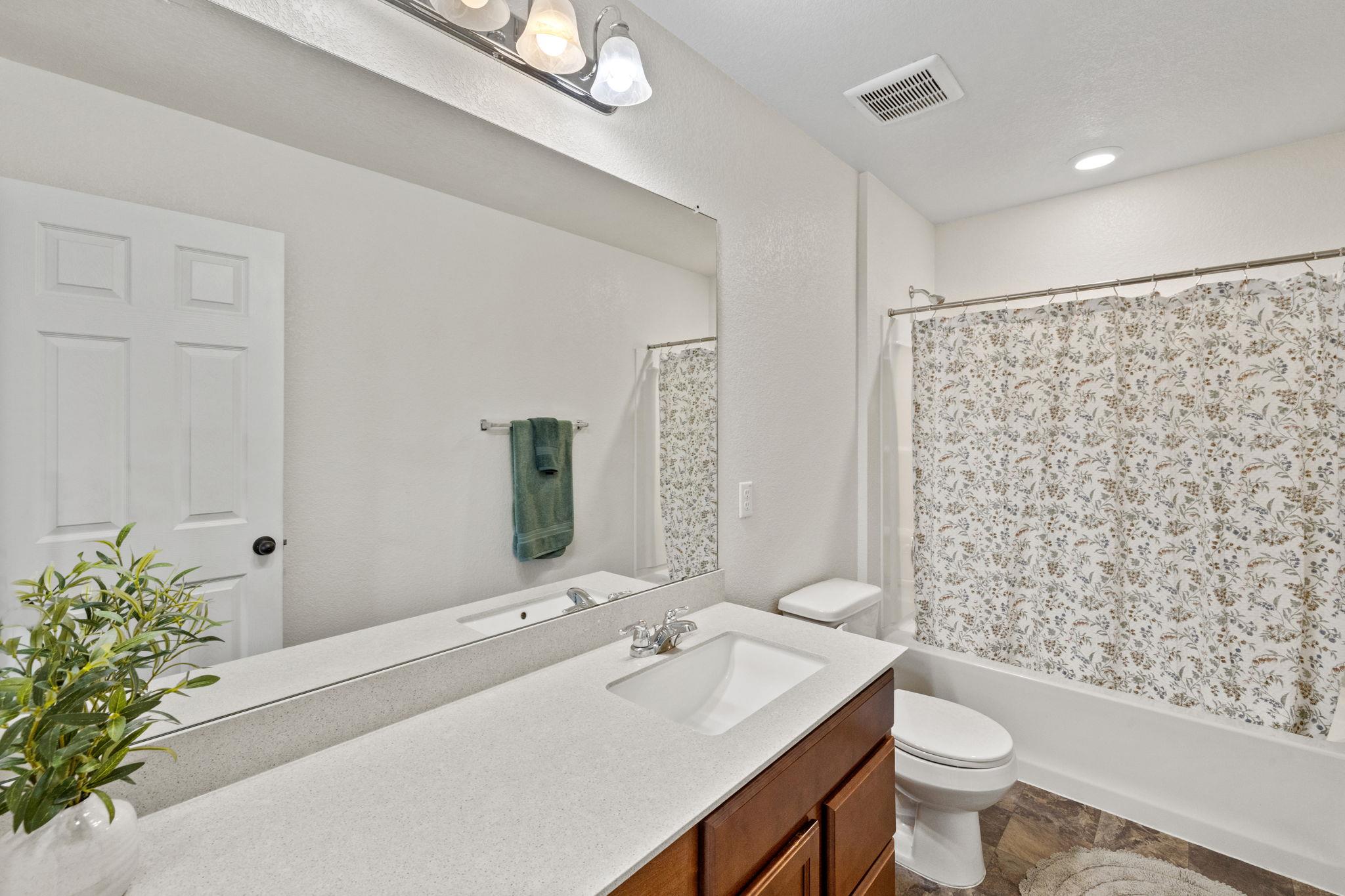 2950 E Old Settlers Blvd #11 Property Photo 20