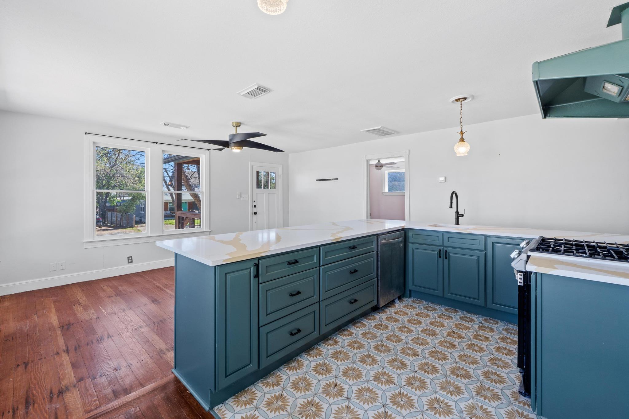 2702 S 2nd St #1 & 2 Property Photo 6