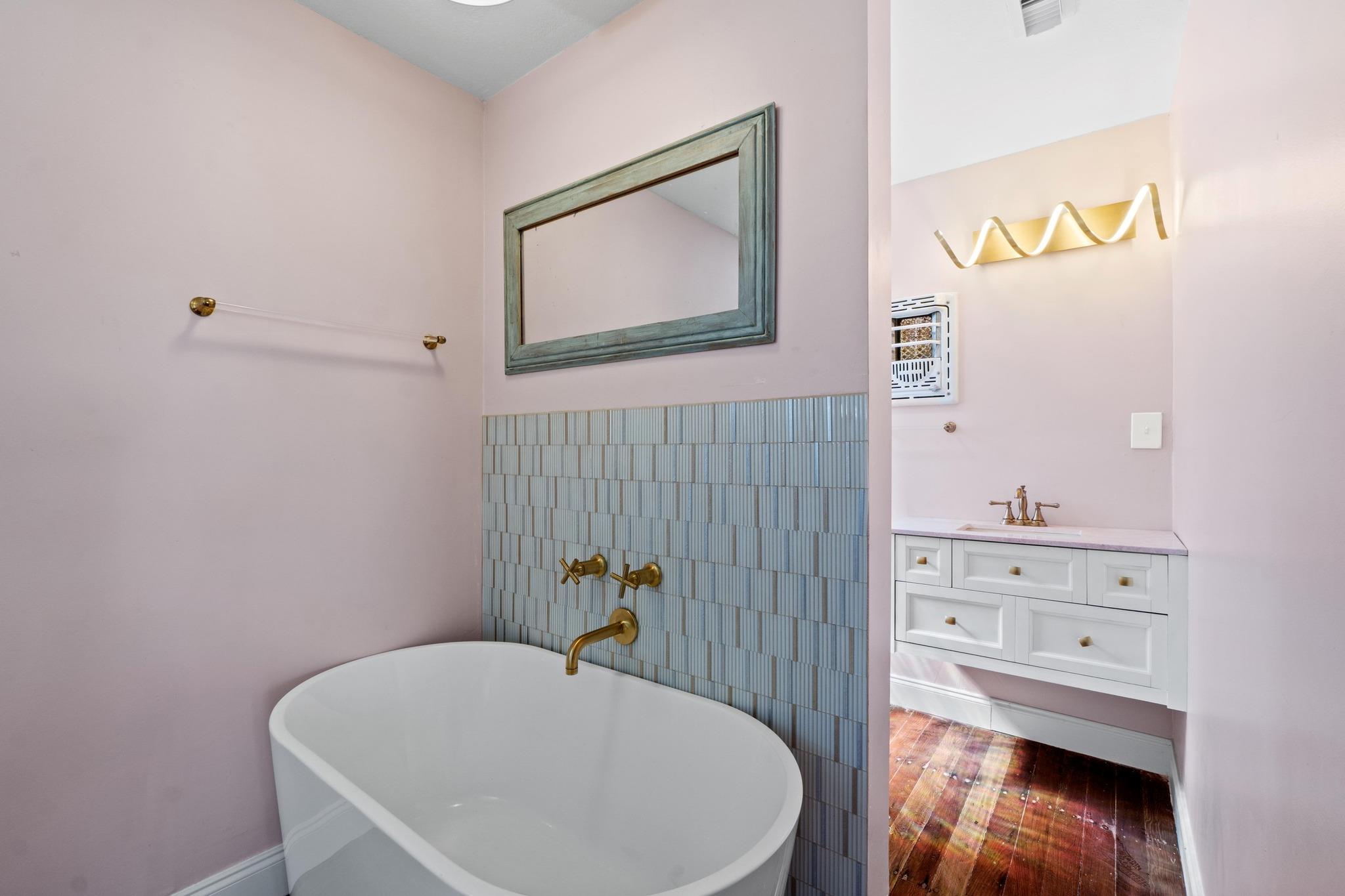 2702 S 2nd St #1 & 2 Property Photo 8