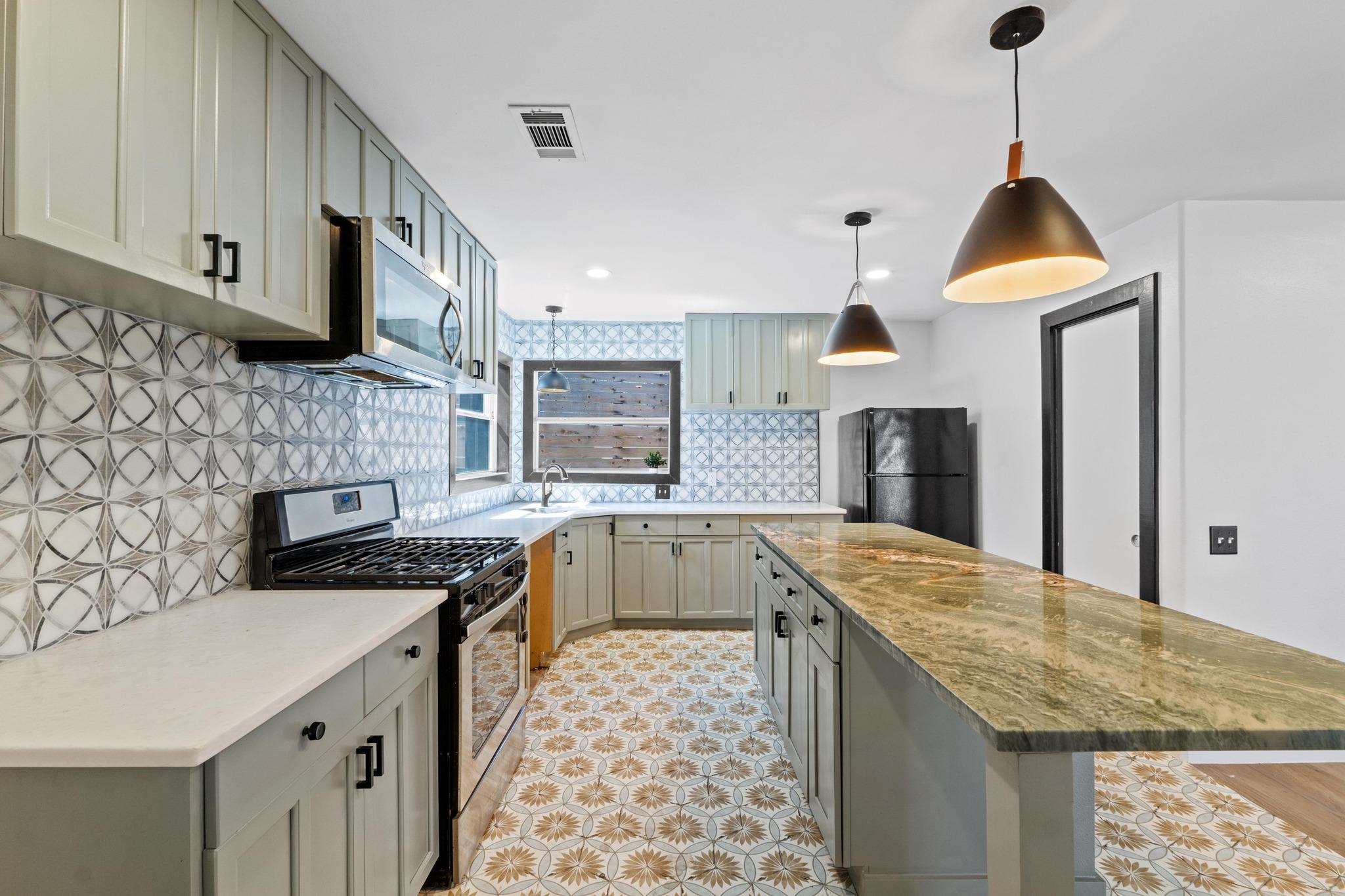 2702 S 2nd St #1 & 2 Property Photo 22