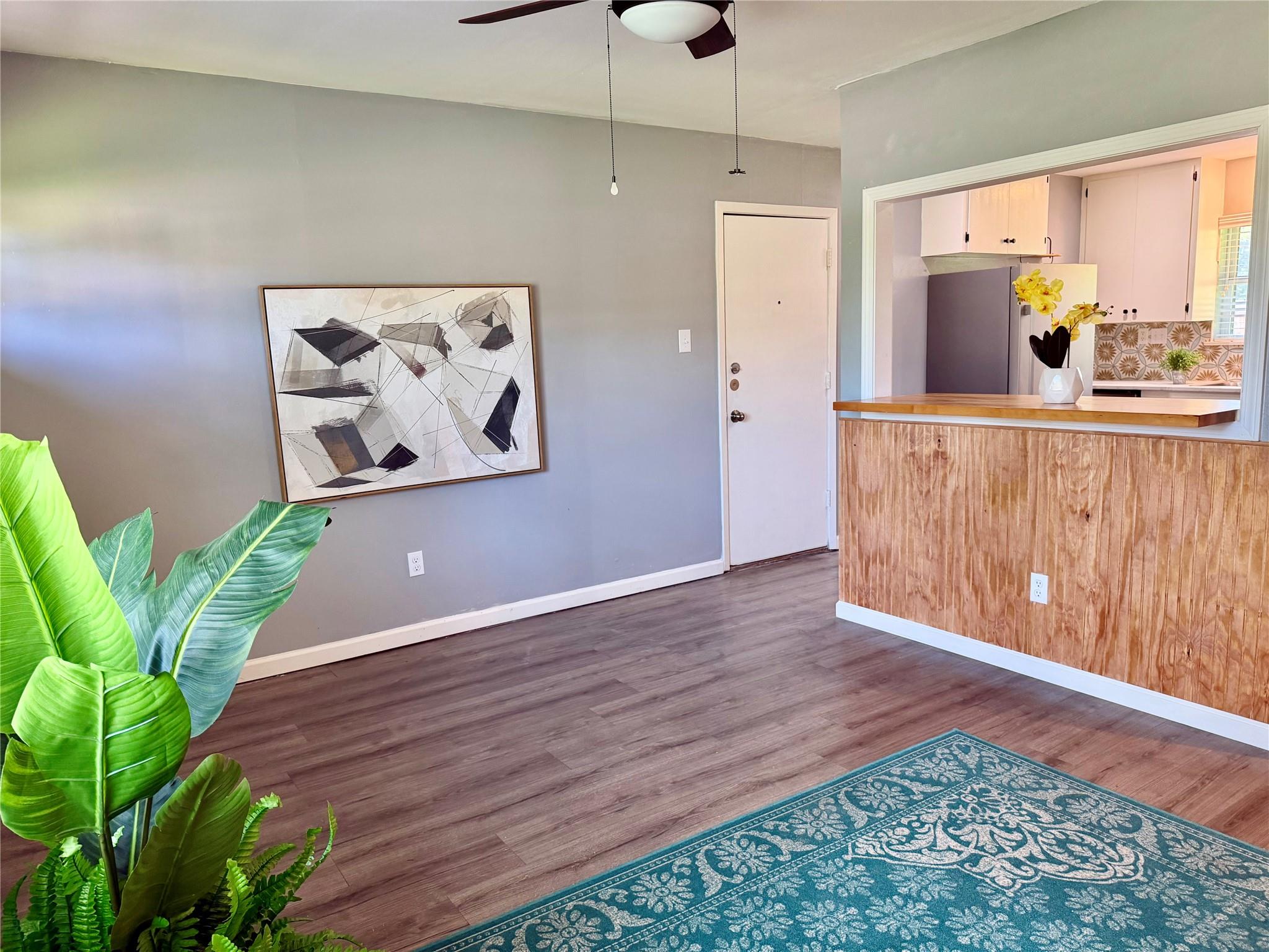 10700 Plains Trl Property Photo 14