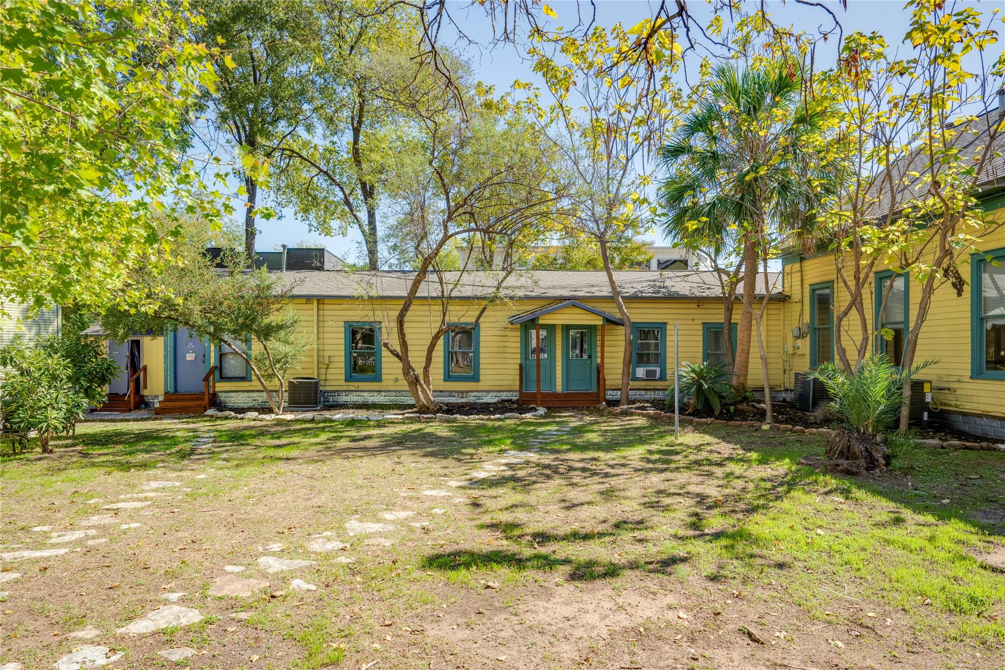 81 San Marcos St #b Property Photo 6