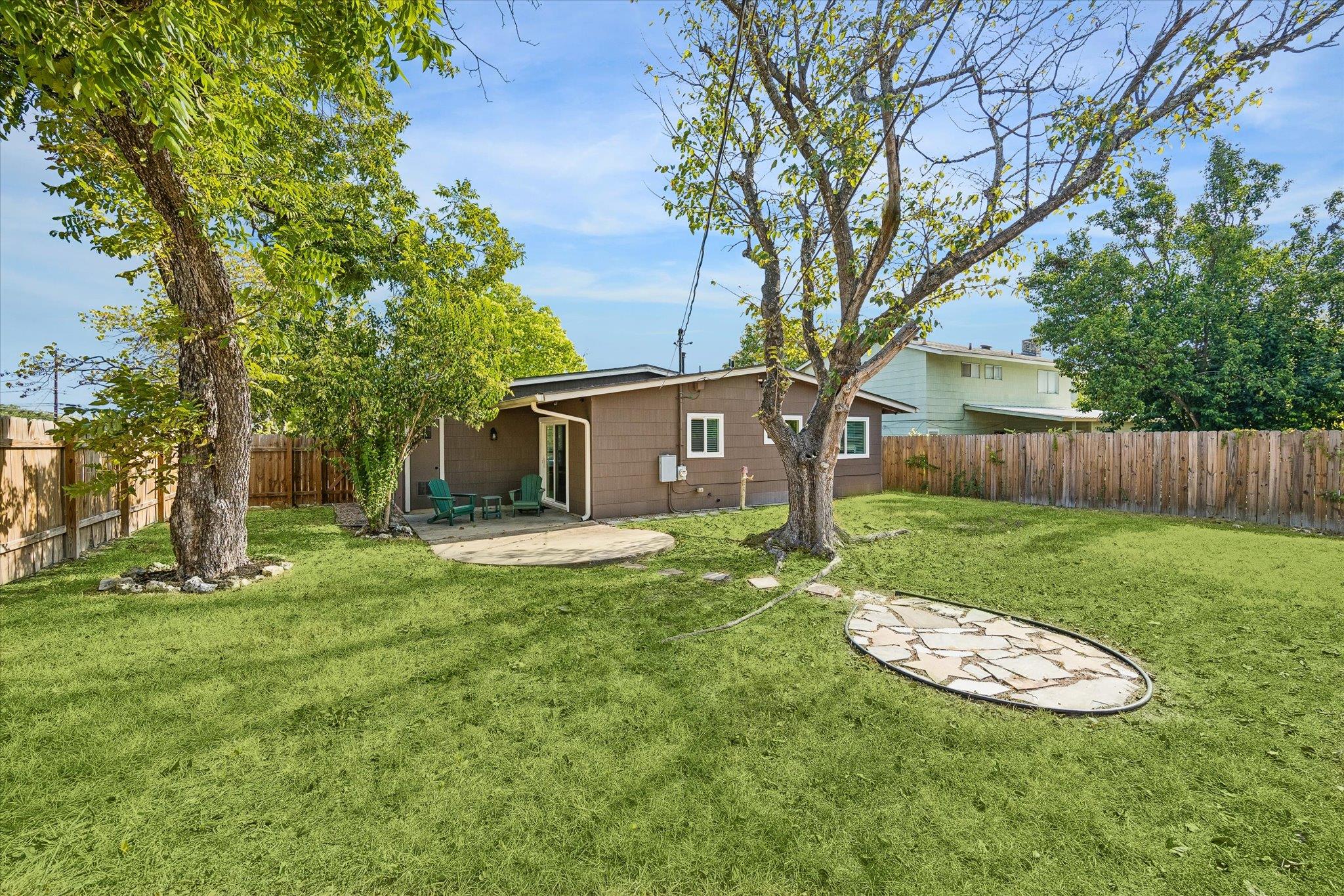511 Arbor Ln Property Photo 13