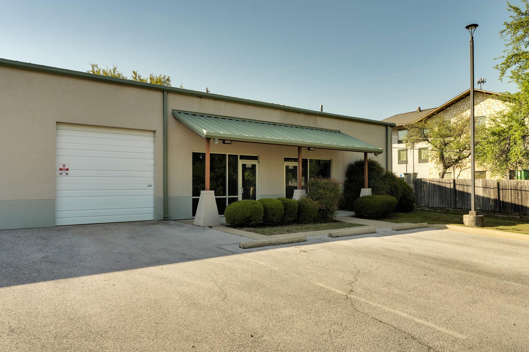 2105 Ranch Road 620 105/106 Property Photo 1