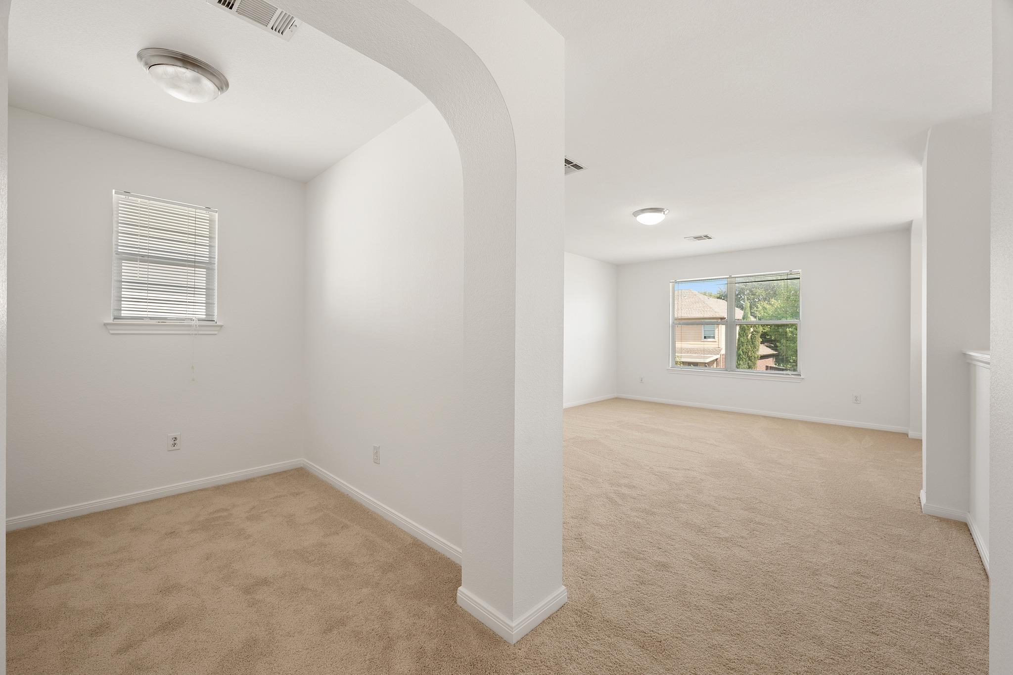 708 Old Ravine Ct Property Photo 29